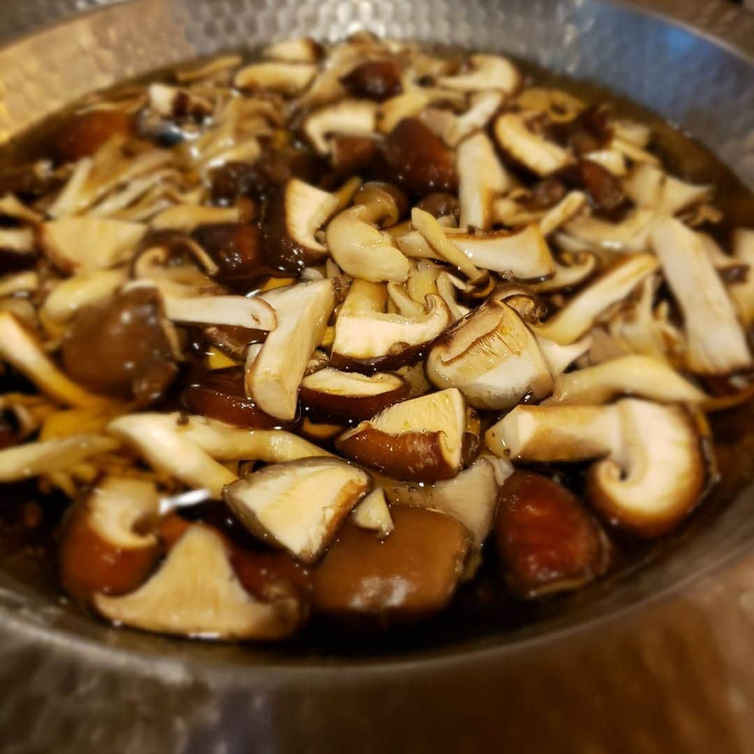 ライオネス飛鳥のグルメインスタ