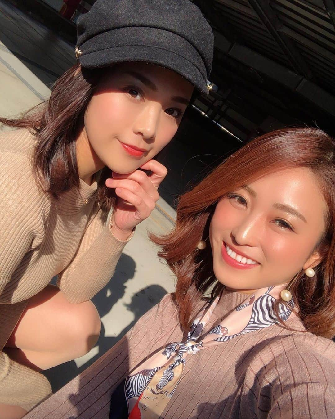 柚月めいさんのインスタグラム写真 - (柚月めいInstagram)「. うっちーとW来店🥺🌈 ひたすらほっこりしたしずっと前向きな気持ちになれた💕 そしてずっと笑ってたw . . . #イメージガール#イベント#京都 #タイトワンピ#オソロ#双子#code#sexy#おしり#sexy#ootd#fashion#pic#photo#グラビア#follw#instagood#japan#style#body #柚月めい」11月16日 21時33分 - meimei.yuzu