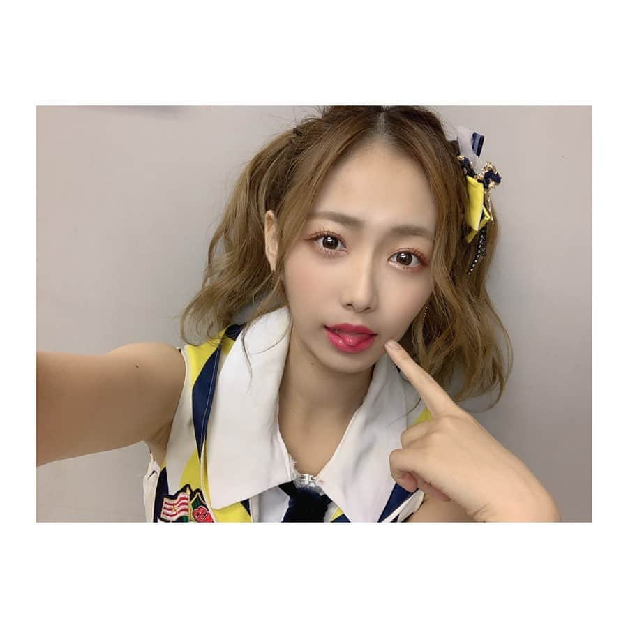 森田彩花のインスタグラム：「記念すべき劇場公演出演回数600回🌟 ． そんな今日は高めのツインテール😙💗 わんわんヘアー🐶💗 ． いつも応援して下さる皆さんのおかげ☺️ いつもありがとう❣️活動できる限り 全力で取り組ましてもらいます〜ぅ😙♥ . これからもょろたの👱🏻‍♀️💓 ． #劇場公演 #劇場公演出演回数 #600回 #あげ #age #gal #コメよろ #いいねよろ」