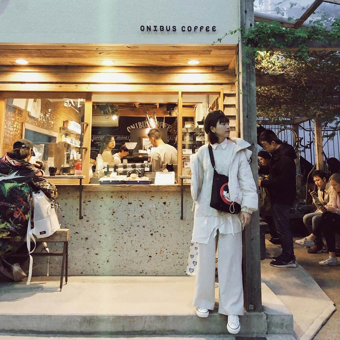 峮峮さんのインスタグラム写真 - (峮峮Instagram)「☕️♥️」11月16日 22時00分 - qun_04