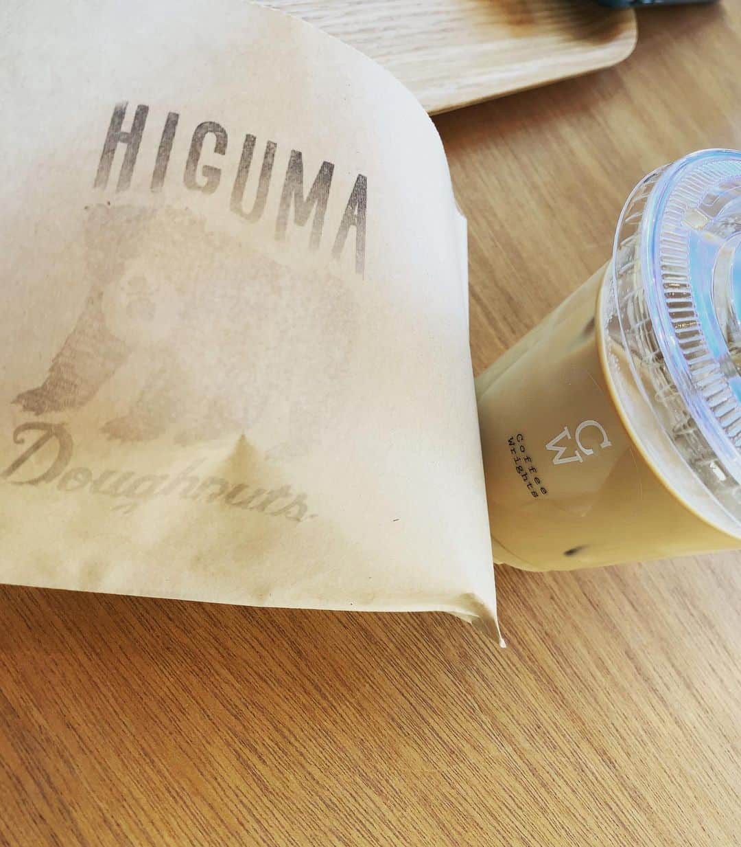 矢代梢さんのインスタグラム写真 - (矢代梢Instagram)「Higuma Doughnuts表参道へ 🍯ハニーマルカルポーネのドーナツ美味しかった💓🍩💓 #表参道 #cafe #doughnut #ぶらり #カフェ好き #写真のセンスのなさ #記録用 #🍩 #☕️ #🍯」11月16日 22時32分 - kozue_yashiro