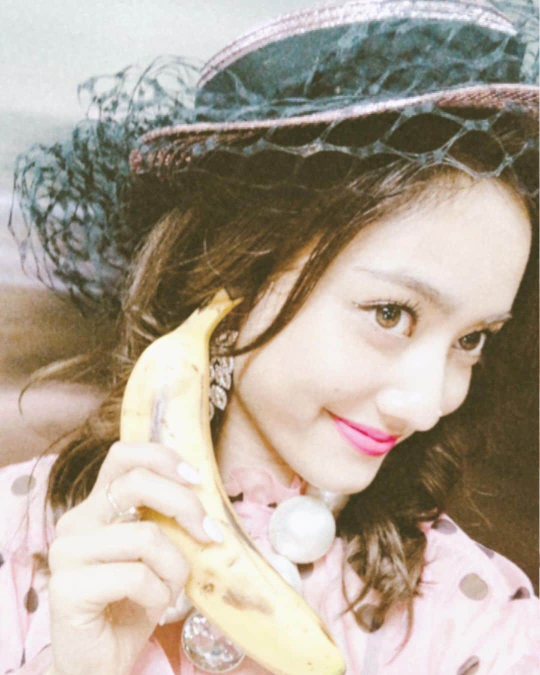 谷まりあさんのインスタグラム写真 - (谷まりあInstagram)「When I called my Japanese fans to say “I would do my best in Taipei”😘🤤🍌🍌💕 みんなに電話したつもり🤤🍌💕💕」11月16日 22時38分 - mariaaaa728