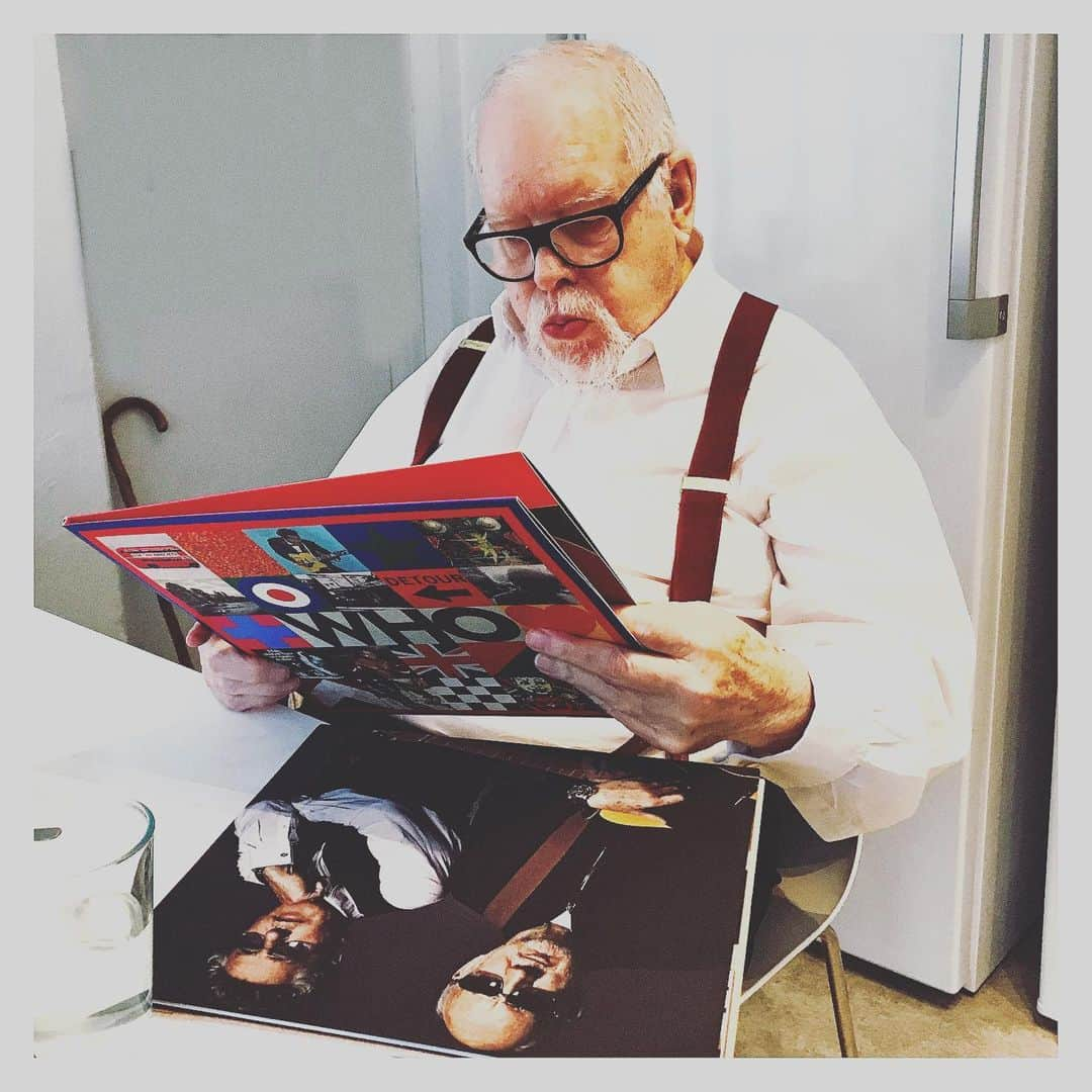 ピート・タウンゼントさんのインスタグラム写真 - (ピート・タウンゼントInstagram)「Hi-fi digital. Lo-fi cassette. Sir Peter Blake. Guitars. Keys. Stuff. How the new album was written and packaged. So excited about the drop on December 6th. I’m having a party. Might make some of it a live Instagram event. Got nothing to prove any more. . . . . . #officialthewho #polydorrecords #who #sirpeterblake #protools12 #fenderrhodes #realdrums #yamahaorgan #lowreyorgan #christmasalbum」11月16日 23時11分 - yaggerdang