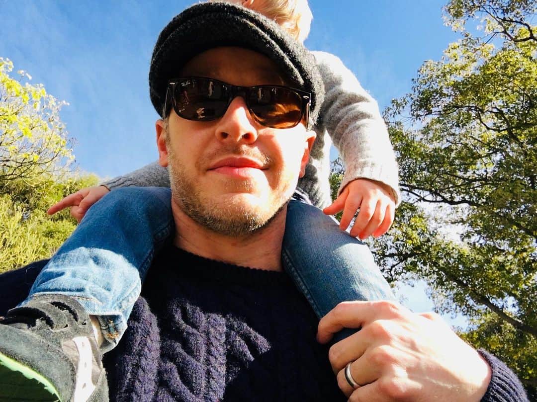 ジョシュア・ダラスのインスタグラム：「👨‍👦」