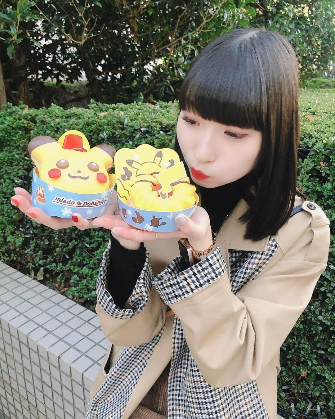 ピンキー！☆藤咲彩音さんのインスタグラム写真 - (ピンキー！☆藤咲彩音Instagram)「ポケモン×ミスドのコラボドーナツ買えた！全種ゲットだぜ！ #ミスドでパーティチュウ  #ポケモン #ポケモンソードシールド  #私はソードをゲットだぜ」11月17日 0時19分 - pinky_ayane