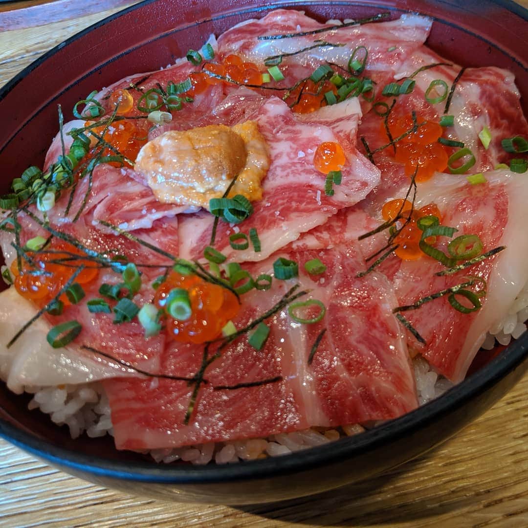 雨宮めるのグルメインスタ