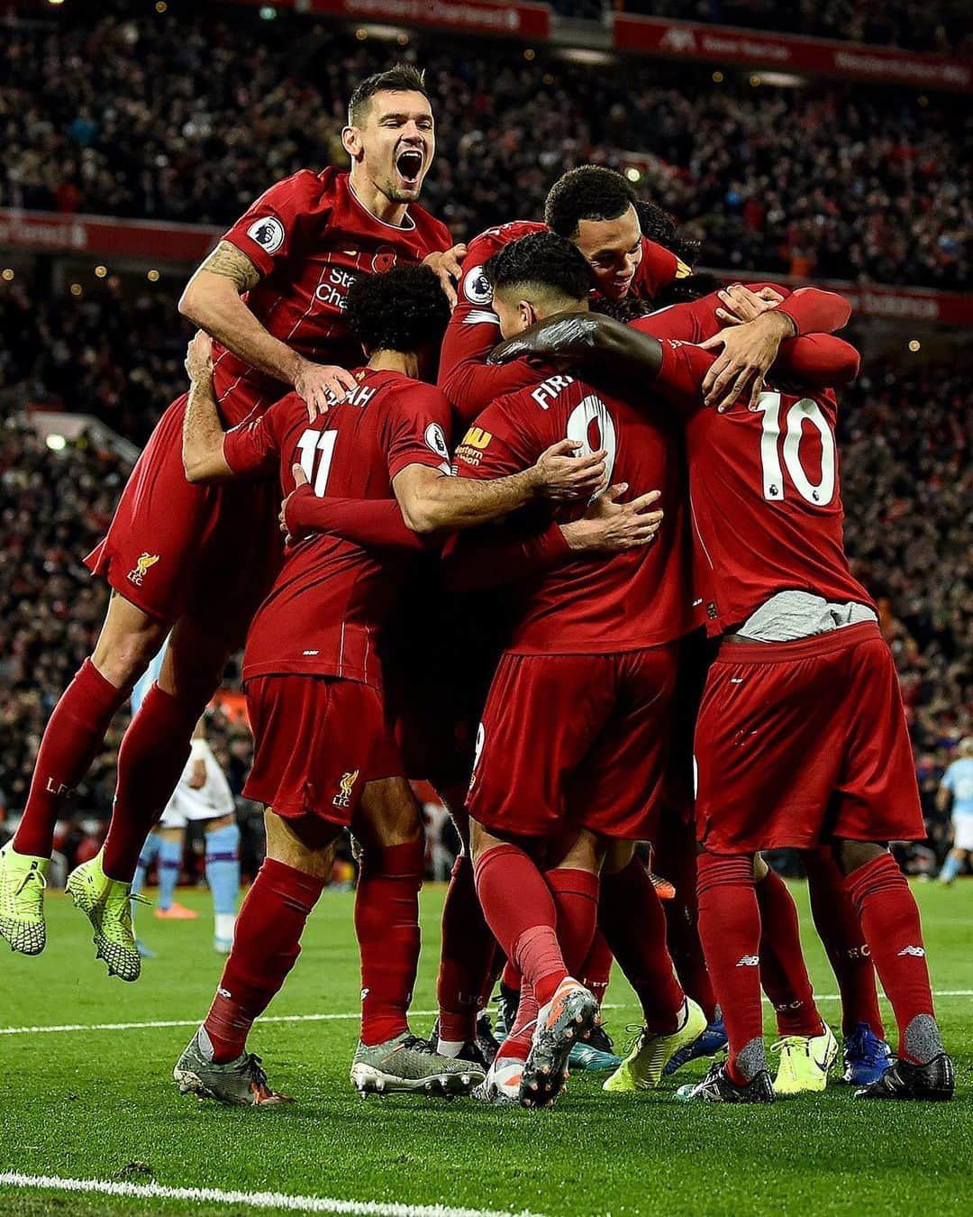 リヴァプールFCさんのインスタグラム写真 - (リヴァプールFCInstagram)「A week until we’re back in @premierleague action 🔴 #LFC #LiverpoolFC #PremierLeague」11月17日 0時46分 - liverpoolfc