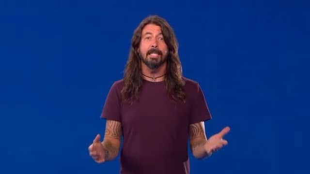 フー・ファイターズのインスタグラム：「RG @sesamestreet:  The two most important things that Sesame Street taught #DaveGrohl? His love of music and how to eat cookies like Cookie Monster! See Dave Grohl on brand-new episodes of Sesame Street starting today on @HBO. #ThisIsMyStreet」