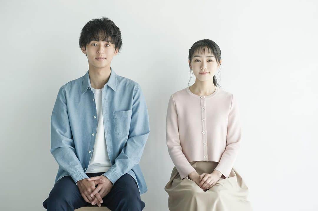 【公式】やめるときも、すこやかなるときものインスタグラム：「﻿ ともに生きることを、誓えますか？﻿ ﻿ 弱さや脆さをさらけ出し、誰かとともに生きようと歩んでいく道のりを描いた切なくも温かさに満ちたラブストーリー #やめるときもすこやかなるときも　1月20日(月)深夜24:59スタート！﻿ ﻿ #藤ヶ谷太輔﻿ #奈緒﻿ #ntv﻿ #シンドラ﻿ #初のラブストーリー﻿ #ともに生きる﻿ #1月20日スタート﻿ #UsForever﻿ #TaisukeFujigaya﻿ #후지가야타이스케﻿ #藤谷太辅」