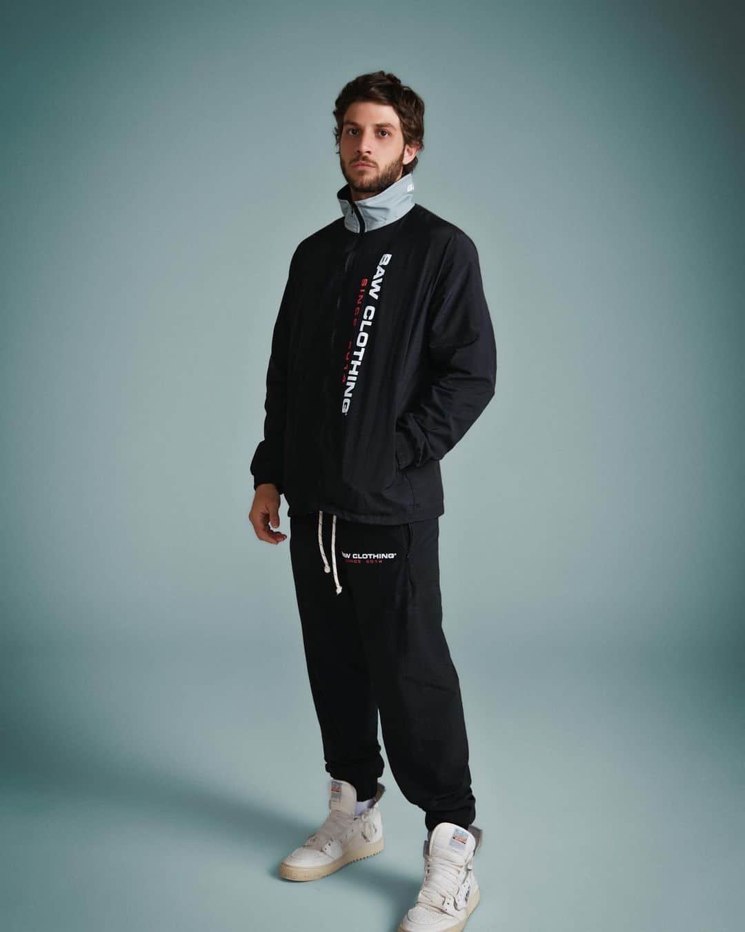 Chay Suedeのインスタグラム：「@baw_official  #baw #bawclothing  #ad」