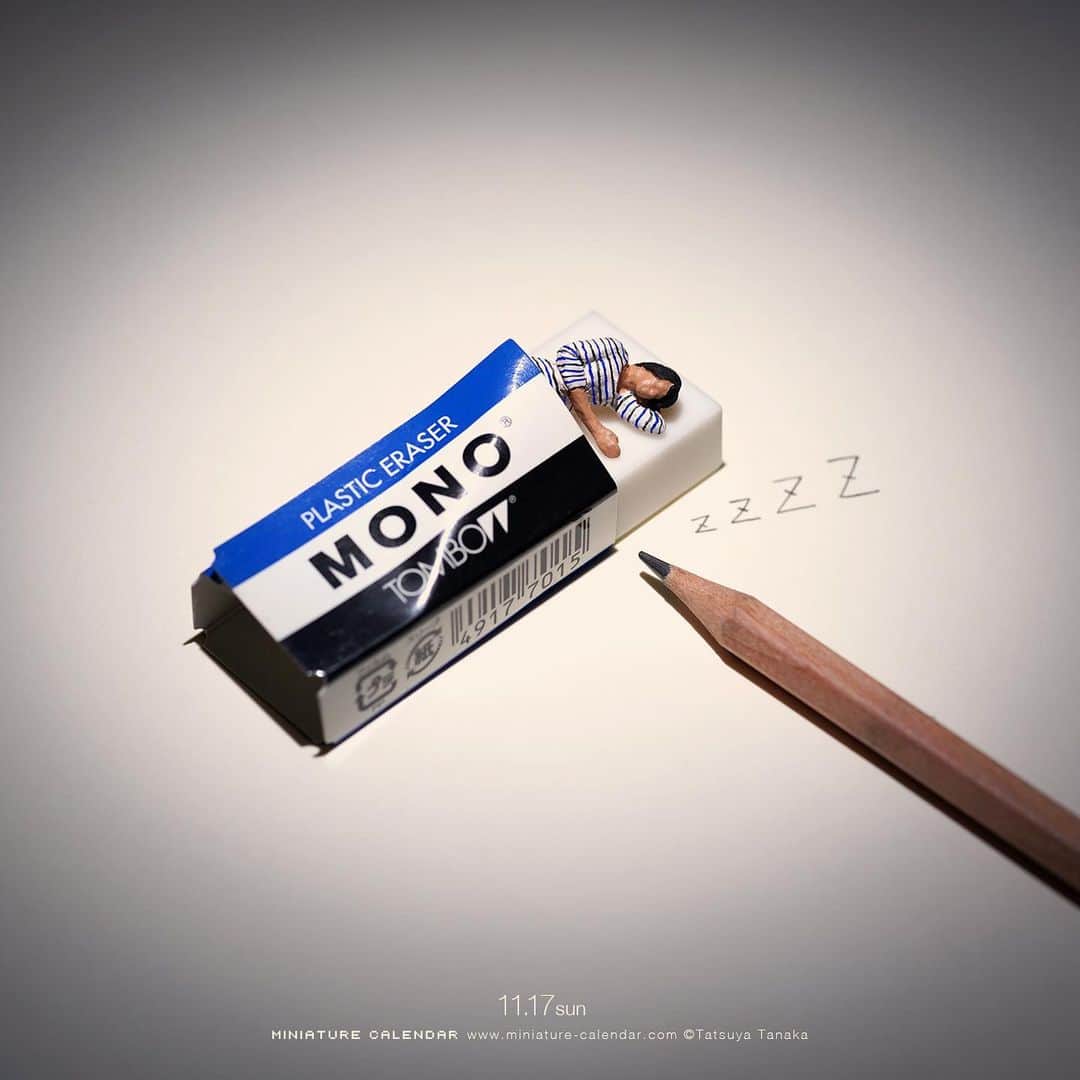 のインスタグラム：「. 11.17 sun “Erase The Nightmare” . ぐっすり寝れば悩みは消える . #消しゴム #ベッド #Eraser #Bed . ─────────────── 《Exhibition info》 . 【small MUJI vol.1“Miniature”】 11/8 fri - 2/29 sat MUJI Kamppi Helsinki #無印良品 #MUJI #smallMUJI #MUJIKamppiHelsinki .」