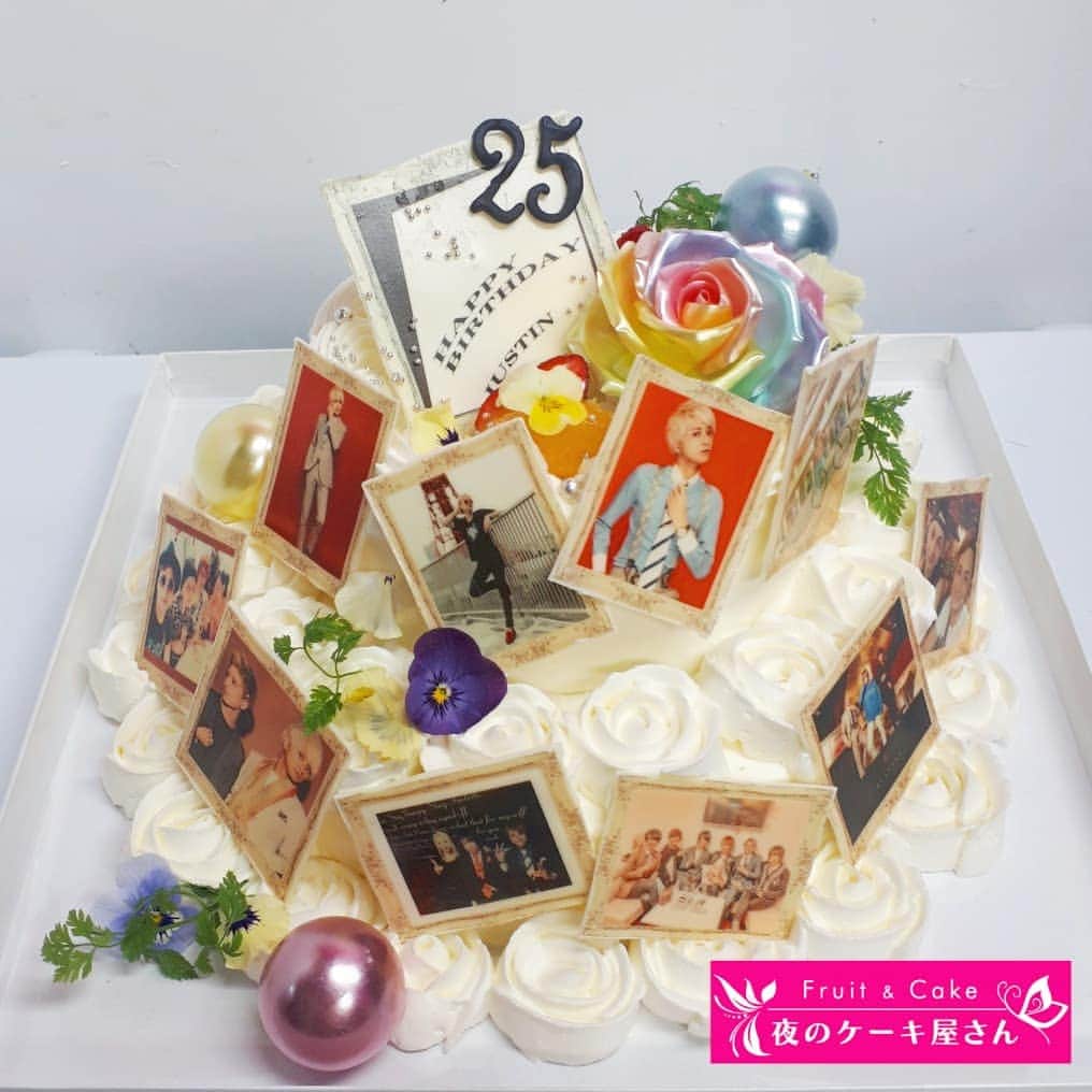 夜のケーキ屋さん Juli エディブルフラワー協会 さんのインスタグラム写真 夜のケーキ屋さん Juli エディブルフラワー協会 Instagram 写真いっぱーい リアルバースデーのサプライズケーキ J 0fficial 夜のケーキ屋さん