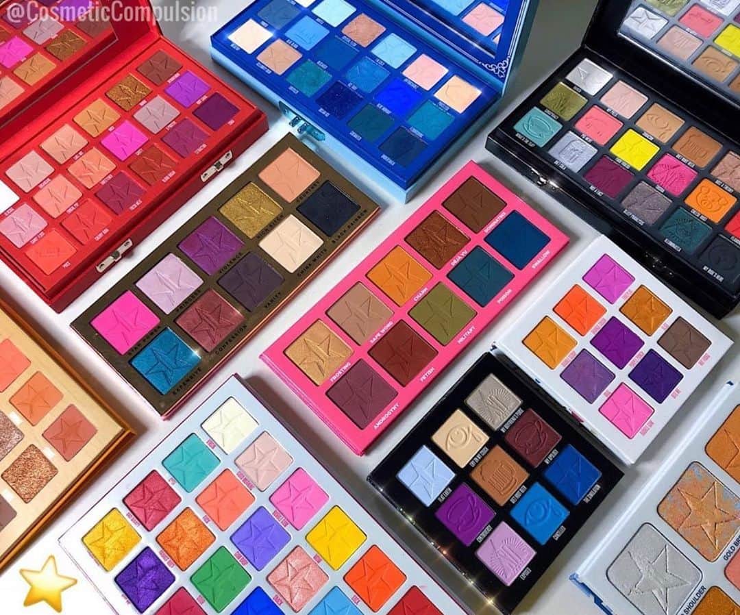 Jeffree Star Cosmeticsさんのインスタグラム写真 - (Jeffree Star CosmeticsInstagram)「Endless possibilities🎨 We’re loving this stunning shot of some of our most iconic palettes🔥 Do you see any of your must haves? 👀 Photo by:  @cosmeticcompulsion ❤️ #jeffreestarcosmetics」11月17日 7時03分 - jeffreestarcosmetics