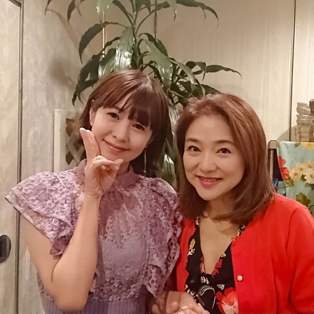 さとう珠緒さんのインスタグラム写真 - (さとう珠緒Instagram)「とても久しぶりに水沢アキさんと📷🌞 いつも元気なアキさん🎵  今日も良い１日を🌈  #レジェンドヒーロー #宍戸マサル さん #ちょい早忘年会 #立川ベースボール #水沢アキさん」11月17日 9時19分 - tamao_satoh