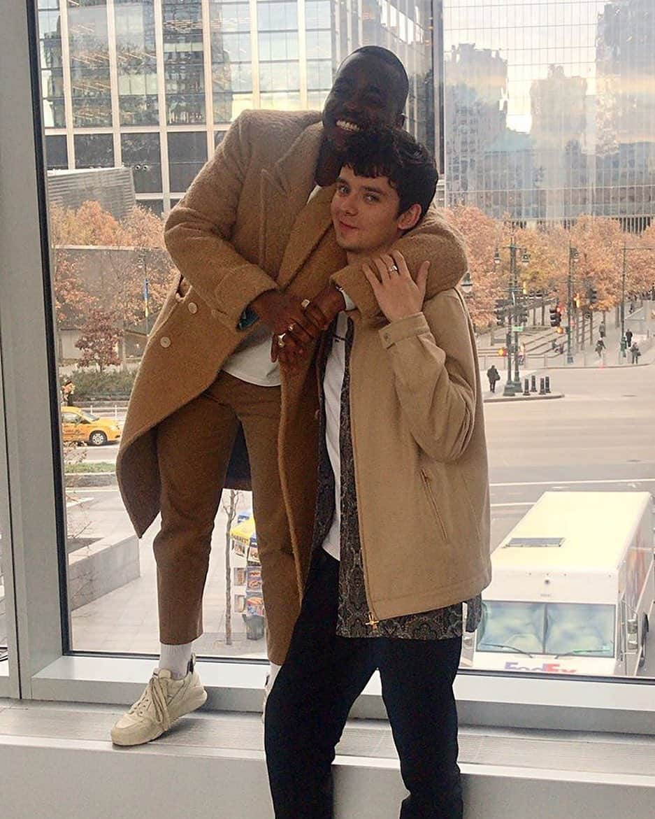 エイサ・バターフィールドのインスタグラム：「NYC with my numero uno.」