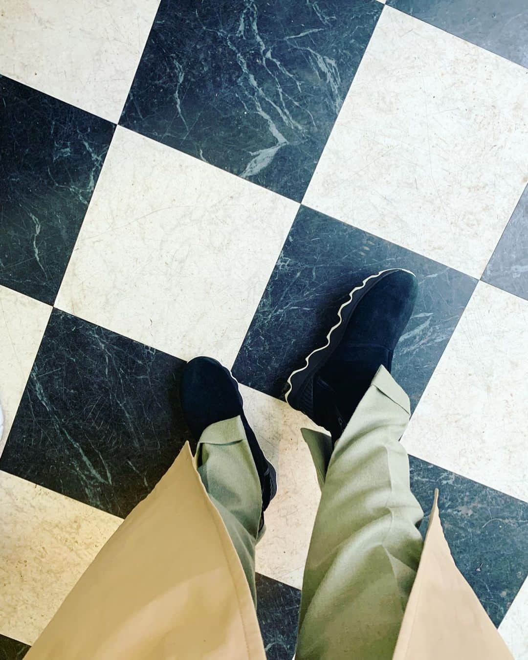 のインスタグラム：「暖かブーツで 息子といっぱい走った土曜日  #SOREL #ソレル #〰〰 #pr」