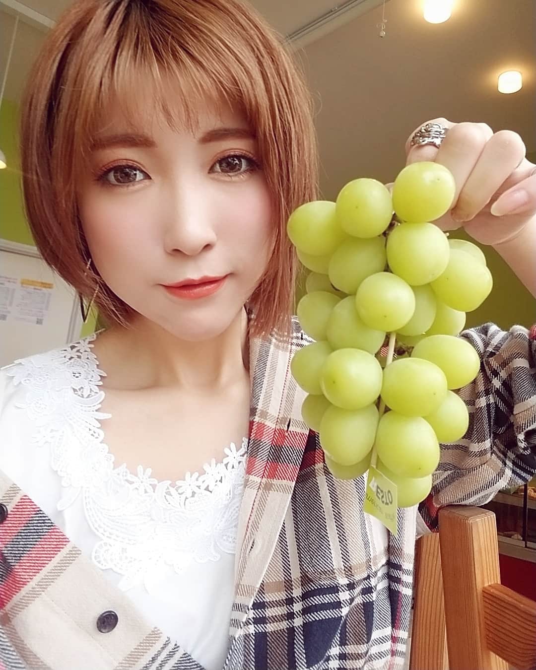 石関友梨のインスタグラム：「Do you have any questions to ask me？ 私に質問したいことありますか？  #質問コーナー」
