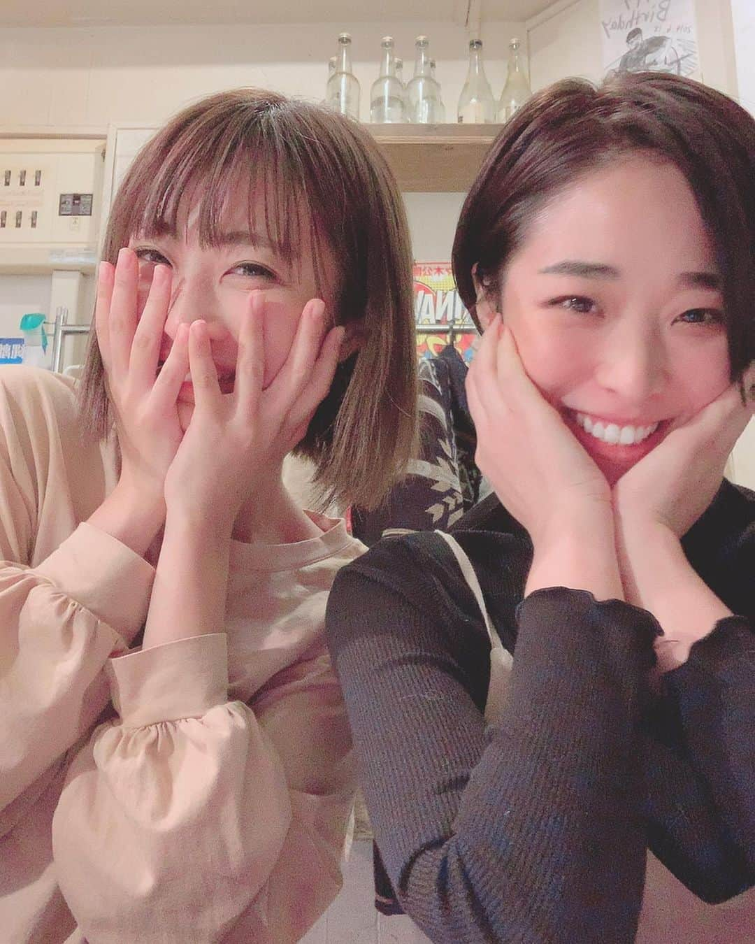 古川真奈美さんのインスタグラム写真 - (古川真奈美Instagram)「.﻿ .﻿ 最近アプローチが苦手なんだと気付いたので、アプローチを教えてもらいに﻿ @harajukugolf_academy  に行ってきました⛳️🏌️‍♀️﻿ ﻿ ﻿ 成長してるって褒められた🤗❣️﻿ はぁ〜楽しかった💓﻿ ﻿ そして、ゴルフ帰りに超タイミングあって、えみちんとサクメシしてきた🌼﻿ マジでタイミング合って最高かよーーって感じですた＼(^o^)／﻿ えみちんサクメシなのにわざわざメイクしてお洒落してきて可愛かった😂❤️❤️﻿ ﻿ ﻿ ﻿ #ゴルフ女子 #ゴルフ #golf ﻿ #沖縄料理 #めちゃ美味しかった #リピ確定だな﻿ #instalike #instamood ﻿ #ow #instapic #instaphoto﻿ #girl　#follow #followme  #gravure  #japanesegirl  #selfies  #インスタグラビア」11月17日 22時33分 - mana_0619