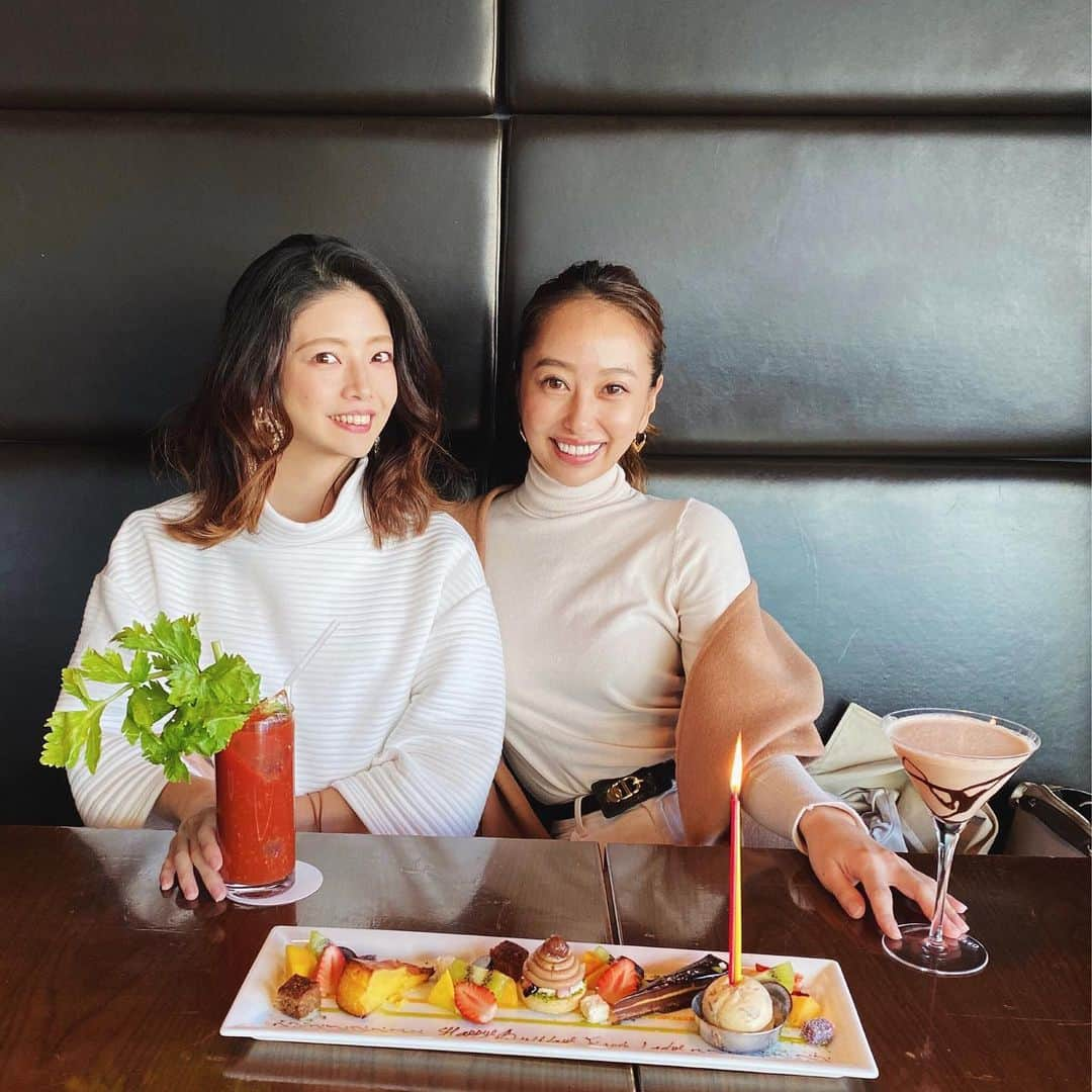 佐野友妃子さんのインスタグラム写真 - (佐野友妃子Instagram)「𝑻𝒉𝒂𝒏𝒌 𝒚𝒐𝒖 𝒔𝒐 𝒎𝒖𝒄𝒉🥂❤︎ My most favorite place〜  @tworoomsgrillbar  #tworooms」11月17日 21時17分 - yukikosano1111