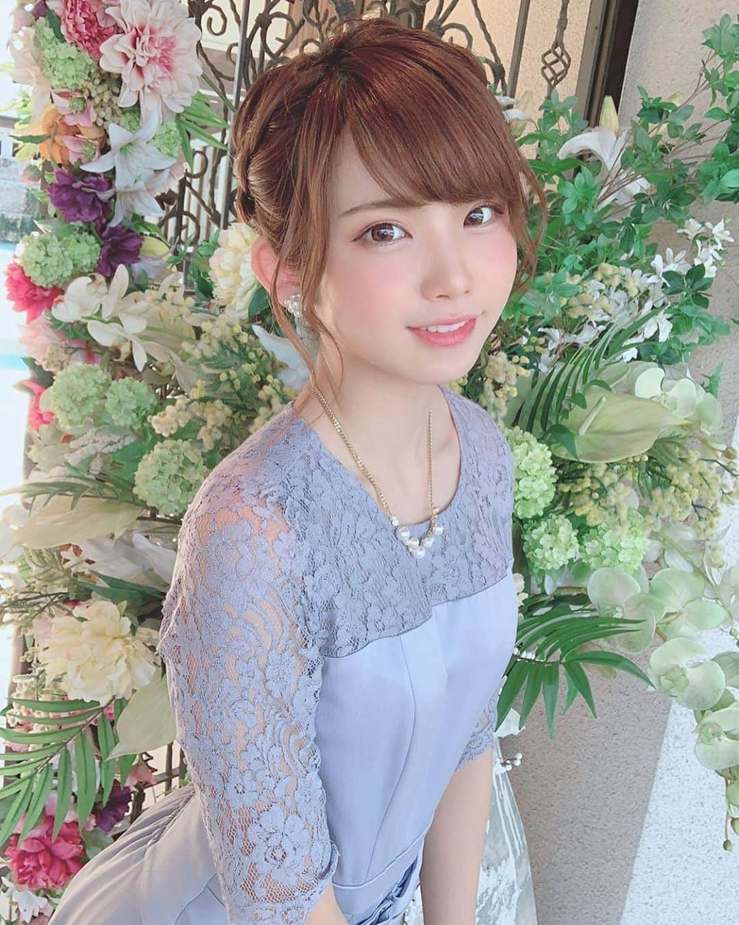 美女美容事情さんのインスタグラム写真 - (美女美容事情Instagram)「《結婚式コーデ👰✨》⠀ *⠀ リポストを使って、素敵な写真📷✨を投稿されてる方を紹介させて頂く⠀⠀⠀⠀ 【💄美女美容事情💅】のコーナーです✨⠀ *⠀⠀⠀⠀⠀⠀⠀ いいねやコメント、フォローして応援してね❤︎🥰🎶⁣⠀ *⠀⠀⠀⠀⠀⠀⠀ 今回ご紹介させて頂きますのは❤︎⠀ えなこさん< @enakorin >の素敵なお写真📸⠀ *⠀ お友達の結婚式に参列した時の一枚✨本当に幸せそうで、素敵な式だったそうです❤️羨ましい😊⠀ えなこさんも清楚で品があって可愛くて、見習いたくなるほど綺麗です🥰⠀ *⠀⠀ えなこさんのアカウントには他にも素晴らしい投稿が沢山ありますので是非覗いてみてくださいね💁‍♀️💙⠀ *⠀⠀ えなこさん< @enakorin >⠀ 素敵な投稿ありがとうございました☺️📸✨⠀⠀⠀⠀⠀⠀⠀⠀ △▼△▼△▼△▼△▼△▼△▼△▼△▼⠀⠀⠀⠀⠀⠀⠀⠀⠀⠀⠀⠀⠀⠀⠀⠀⠀⠀⠀⠀⠀⠀⠀⠀⠀⠀⠀⠀⠀⠀⠀⠀⠀ ❤🧡💛「美女美容事情」💚💙💜⠀⠀⠀⠀⠀⠀⠀⠀⠀⠀⠀⠀⠀⠀⠀ 👇掲載ご希望の方は👇⠀⠀⠀⠀⠀⠀⠀⠀⠀⠀⠀⠀⠀⠀⠀⠀ @b_b_j.jタグ付けと🖤 # ビジョビ⠀🖤⠀⠀⠀⠀⠀⠀⠀⠀⠀⠀⠀⠀⠀⠀⠀ をタグ付けお願いします✨⠀⠀⠀⠀⠀⠀⠀⠀⠀⠀⠀⠀⠀⠀⠀⠀ ――――――――――――――――⠀⠀⠀⠀⠀⠀⠀⠀⠀⠀⠀⠀⠀⠀⠀⠀⠀⠀⠀⠀⠀⠀⠀ ～姉妹アカウントのご紹介～⠀⠀⠀⠀⠀⠀⠀⠀⠀⠀⠀⠀⠀⠀⠀⠀⠀⠀⠀⠀⠀⠀⠀⠀⠀⠀⠀ ◇美容情報を紹介している«美女美容事情～Beauty～»⠀⠀⠀⠀⠀⠀⠀⠀⠀⠀⠀⠀⠀⠀⠀⠀⠀⠀⠀⠀⠀⠀⠀⠀⠀⠀ ( @b_b_j.j_b )⠀⠀⠀⠀⠀⠀⠀⠀⠀⠀⠀⠀⠀⠀⠀⠀⠀⠀⠀⠀⠀⠀⠀⠀⠀⠀⠀ ◇美しい旅スポット紹介をしている«美 spot»⠀⠀⠀⠀⠀⠀⠀⠀⠀⠀⠀⠀⠀⠀⠀⠀⠀⠀⠀⠀⠀⠀⠀⠀⠀ ( @b__spo )⠀⠀ ⠀⠀⠀⠀⠀⠀⠀⠀⠀⠀⠀⠀ よかったらこちらも覗いてみてね✨⠀ ――――――――――――――――⠀⠀⠀ #結婚式コーデ #お呼ばれ ⠀ #お呼ばれドレス #結婚式お呼ばれ ⠀ #お呼ばれスタイル ⠀ #メイク #オシャレ #美容 #beauty ⠀⠀⠀⠀ #ファッション ⠀ #大人カジュアルコーデ ⠀⠀⠀ #メイクアップ ⠀⠀⠀⠀ #美脚 #大人メイク ⠀⠀⠀⠀⠀⠀⠀⠀ #ブラックコーデ #トレンド ⠀⠀ #エレガント ⠀⠀⠀⠀⠀⠀ #美意識向上 #オトナ女子 #おしゃれ女子 ⠀⠀⠀ #大人カジュアル #きれいめカジュアル ⠀⠀⠀ #お洒落な人と繋がりたい ⠀⠀⠀ #大人ファッション ⠀⠀ #女子力アップ #美活 ⠀⠀⠀ #naturalbeauty #ootd⠀」11月17日 21時56分 - b_b_j.j