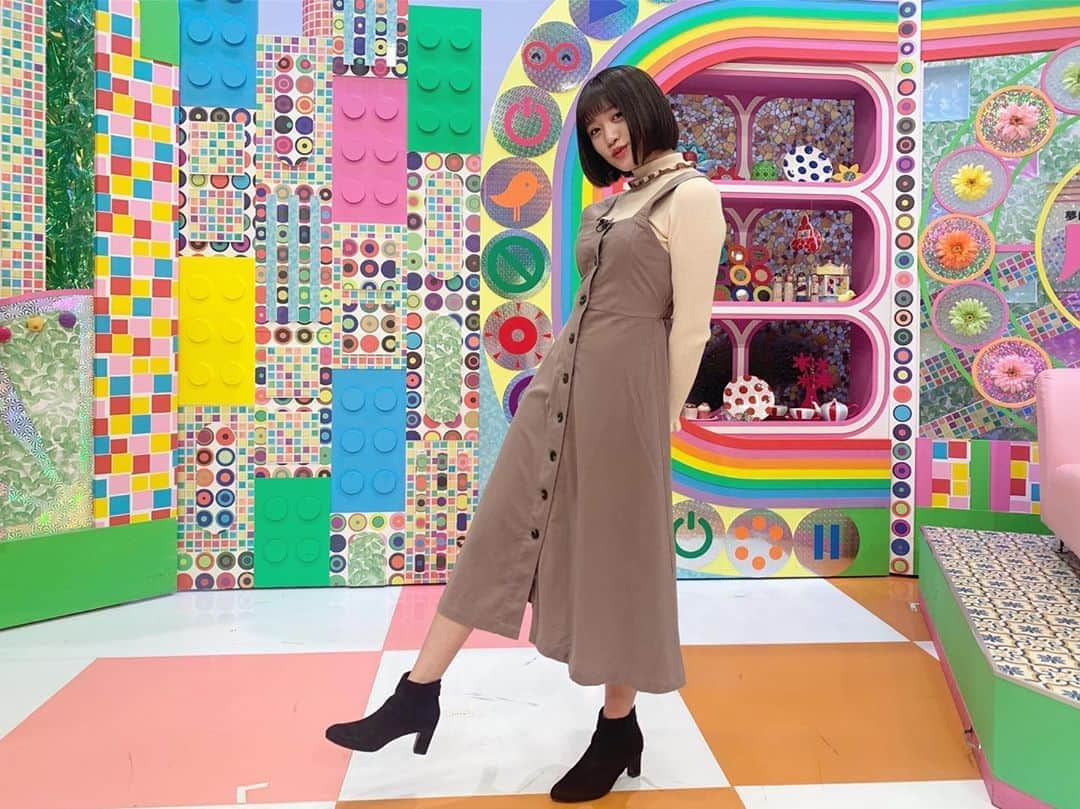 王林さんのインスタグラム写真 王林instagram ハッピィ 衣装はレトロガールでした 今日から東京です リリイベ来てくれたみんなありがとう 明日も頑張ります おやすみなさいか Retrogirl Official 11月17日 22時分 Ourin Ringomusume
