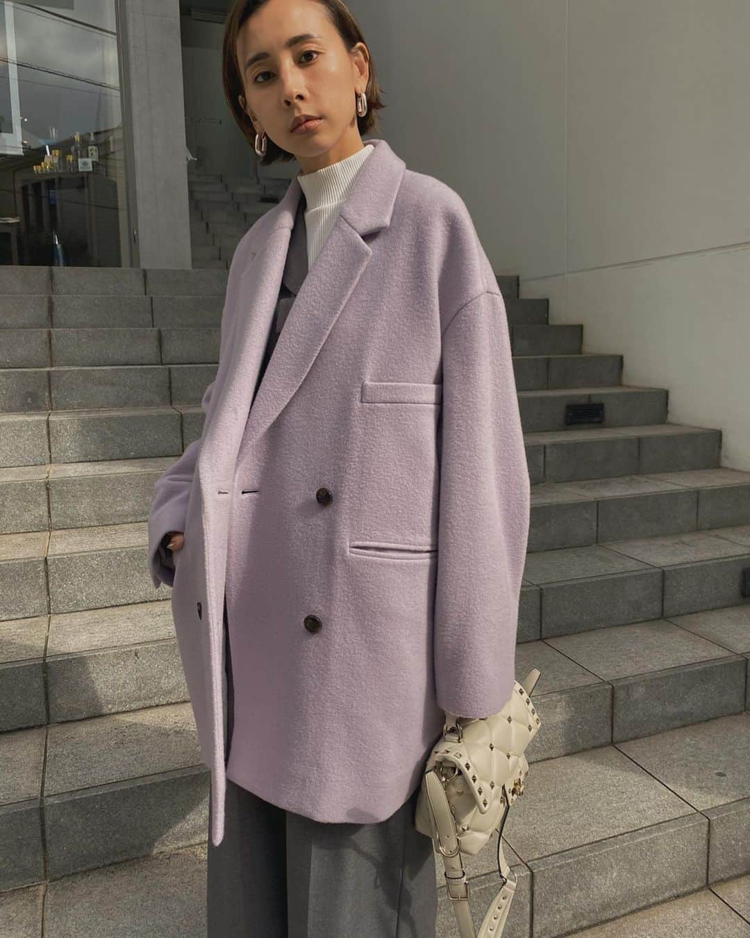 黒石奈央子さんのインスタグラム写真 - (黒石奈央子Instagram)「あめりふく。 . . . .  UNDRESSED BIG JK DADDY COAT ¥30500+tax 11/19 UNDRESSED REMAKE LIKE TAILORED TOP ¥19400+tax 11/19 UNDRESSED STRAP WIDE PT ¥16600+tax 11/19 . . ダディーの大本命のパープル。やっぱ他にないこのカラーはマストかな。 .  @ameri_shinjuku @amerivintage @ameri_daikanyama @ameri.shinsaibashi #ameri#amerivintage #fashion #vintagefashion #coordinate#ootd#outfit#osanposnap #705_outfit #大人ファッション #大人コーディネート #大人スタイル #modestyle #modefashion#modecasual」11月17日 22時12分 - blackstone705