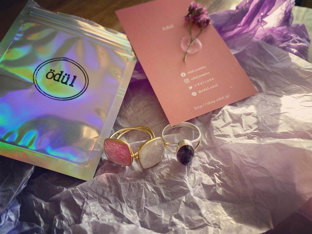 大友愛さんのインスタグラム写真 - (大友愛Instagram)「@odul.jewelry  #odul #オジュール　愛が止まらない☺️✨ 重ね付けリング✨✨ #マイオジュール」11月17日 14時45分 - ai_dayooon