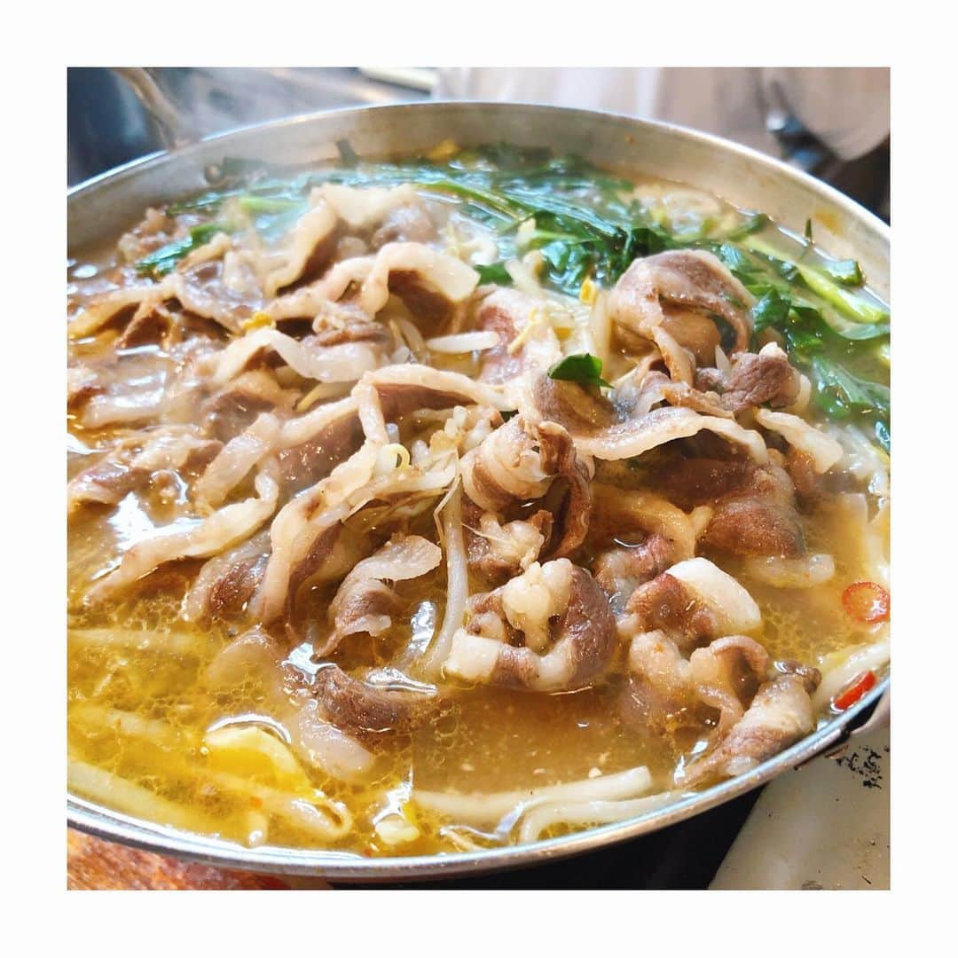 馬場園梓さんのインスタグラム写真 - (馬場園梓Instagram)「へい♪  昨日はゆきえちゃんとジンギスカン🥘♪ 冬限定の鹿鍋が始まったので、 ジンギスカンと鹿鍋、 両方やりました！  やはり激烈な旨さ✨  そして 〆のパスタは極上。  しあわせをありがとうございました。  ルン♪  #yeah #happy #exciting #しあわせ #ジンギスカン #鹿鍋 #ラム #しあわせ #大井町 #北一倶楽部 #しあわせ #最高 #球体 #ルン♪」11月17日 15時30分 - babazonoazusa