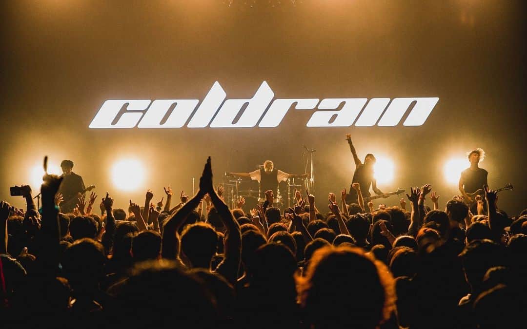 coldrainさんのインスタグラム写真 - (coldrainInstagram)「1st ever show in Shanghai!! Hope to see you guys soon!! 謝謝‼︎ photos by @yamada_mphoto  #coldrain」11月17日 16時33分 - coldrain_official