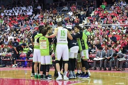 桜井良太さんのインスタグラム写真 - (桜井良太Instagram)「. Bリーグが始まってから初めての千葉ジェッツからの勝利でした。 アウェーにも関わらずたくさんの応援有り難うございました！ 来週からは天皇杯予選へ向けて頑張ります！ #レバンガ北海道  #レバンガ  #levanga」11月17日 22時46分 - skri_ryota