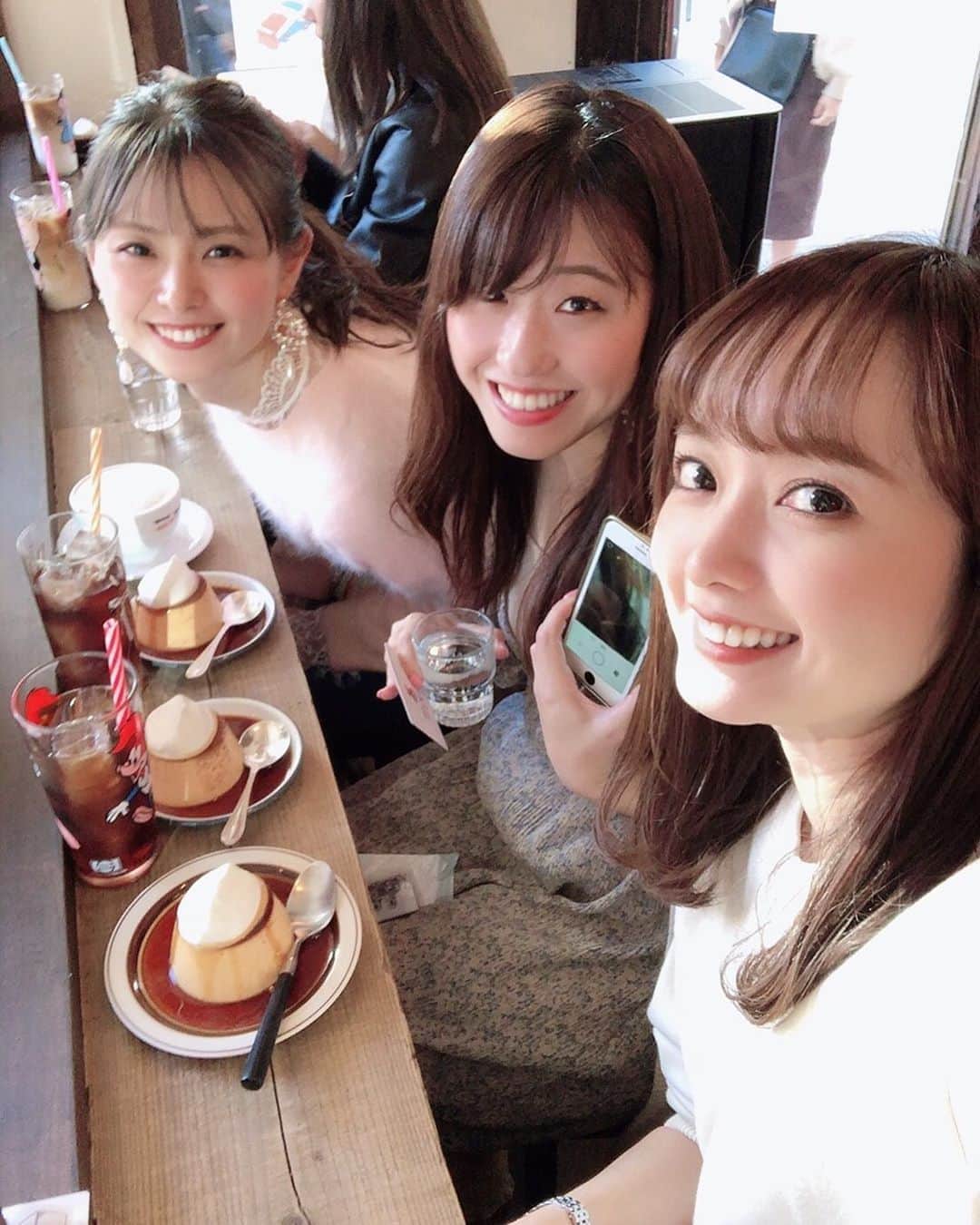 朝見心のインスタグラム：「(∵) お寿司食べてプリン食べてお散歩して 楽しかったよー♡」