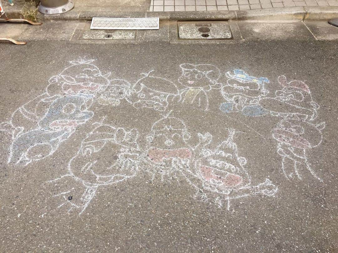 朝見心のインスタグラム：「(∵) 誰の仕業なのだ？」