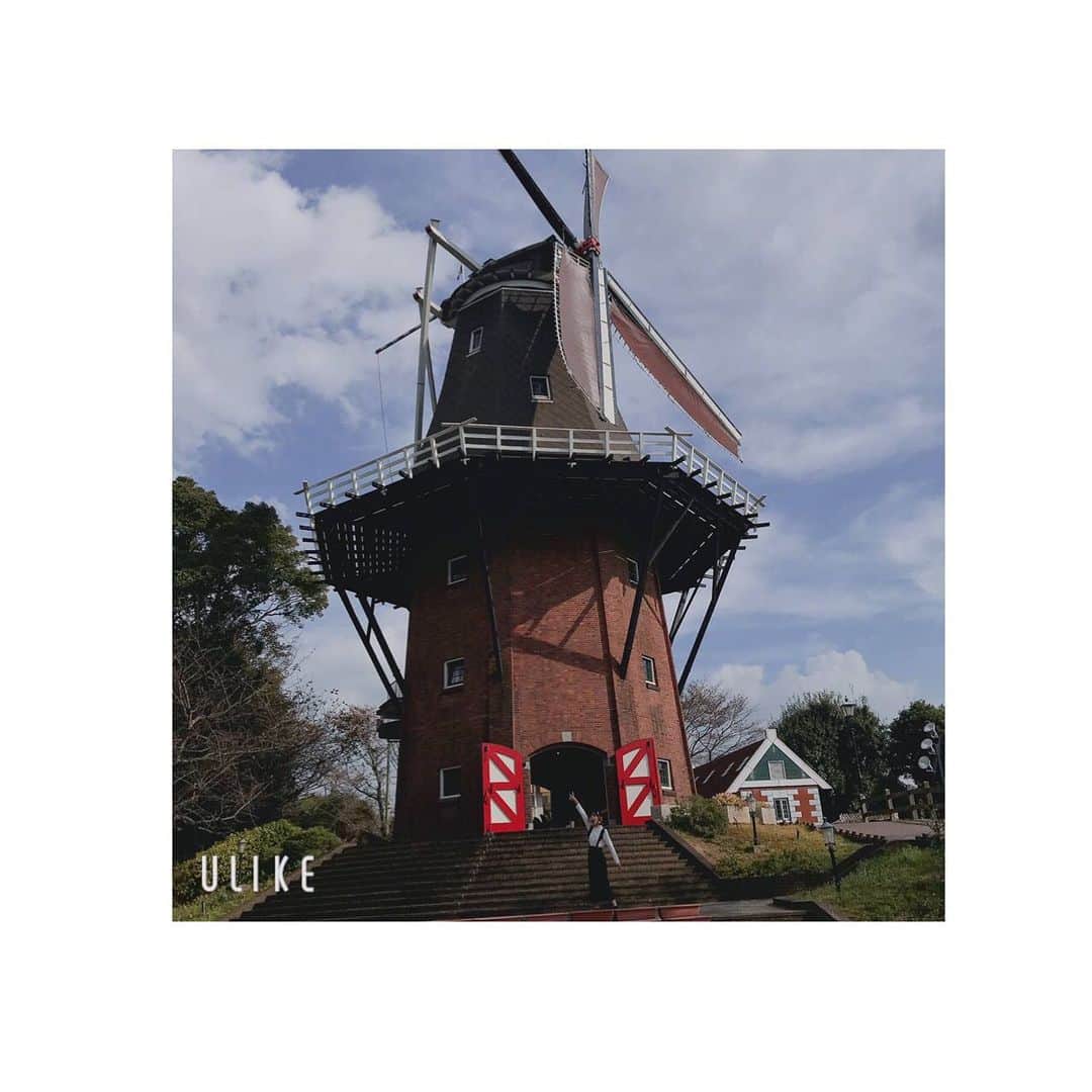 小林咲葵のインスタグラム：「🌻﻿ おっきな風車！！﻿ ﻿ #小林咲葵﻿ #風車﻿ #永源山公園﻿ #周南市﻿ #ぶちいいとこやまぐち」