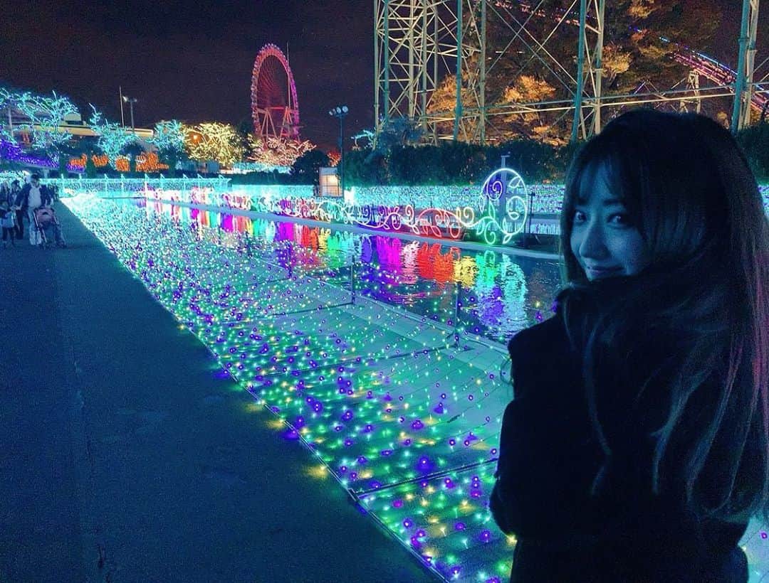 おもてちゃんさんのインスタグラム写真 - (おもてちゃんInstagram)「. エコファーのロングコートかわみ〜 友達に専属カメラマンやらせました🤖」11月17日 18時17分 - omotemaru