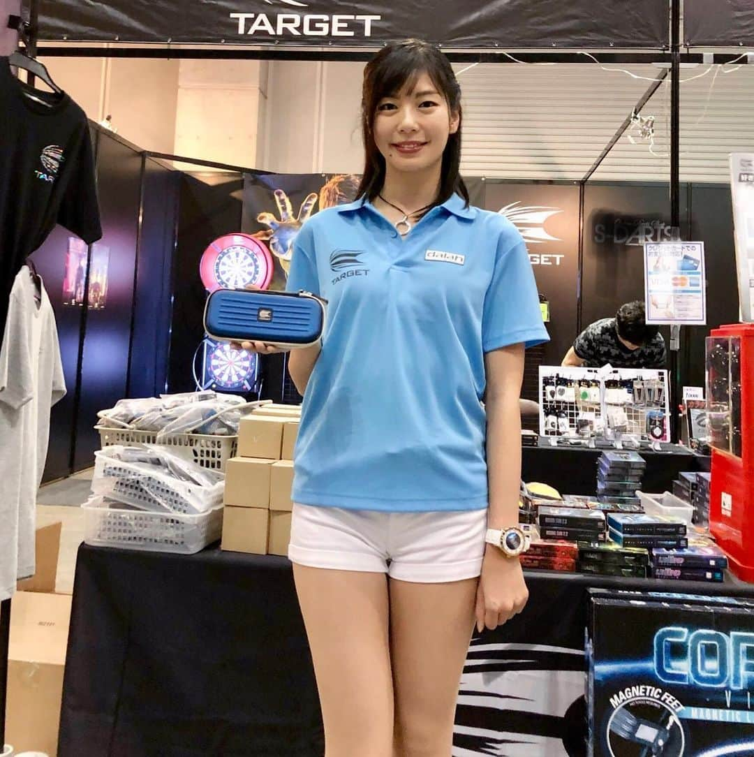 田渕亜季さんのインスタグラム写真 - (田渕亜季Instagram)「. 【My uniform collection】 Japanese darts player Aki Tabuchi 🎯 I will upload my image at random！ Would appreciate if you could share my instagram with the people all over the world . . .  #プロダーツプレイヤー #ユニフォーム #target  #axf #ダーツ #darts  #instadaily #me #target  #instagood #swag #田渕亜季  #ユニフォーム女子 #自遊空間  #AkiTabuchi #targetdarts #teamtarget #ダーツプロ  #ダーツ #prodarts #ターゲット」11月17日 18時25分 - akitabuchi.official