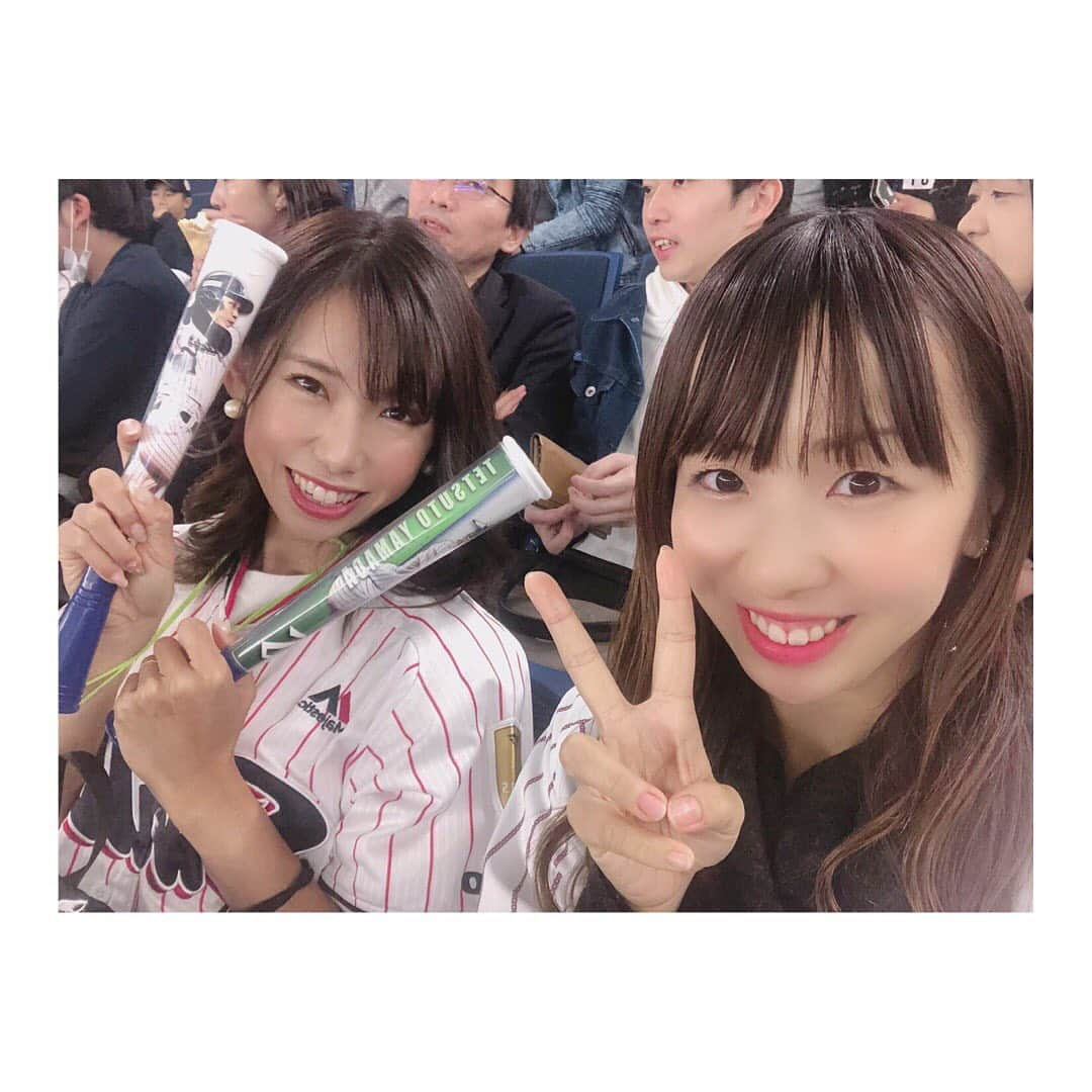 下門美春さんのインスタグラム写真 - (下門美春Instagram)「侍japan⚾️決勝だぁ！ 実は昨日行ってた😂笑 頑張れー！！！ 他のチームの応援歌で騒げて 周りみんな味方で 楽しすぎた せいやーせいやー！言った笑 #野球 #東京ドーム #侍japan #プレミア12」11月17日 18時45分 - 38shimo