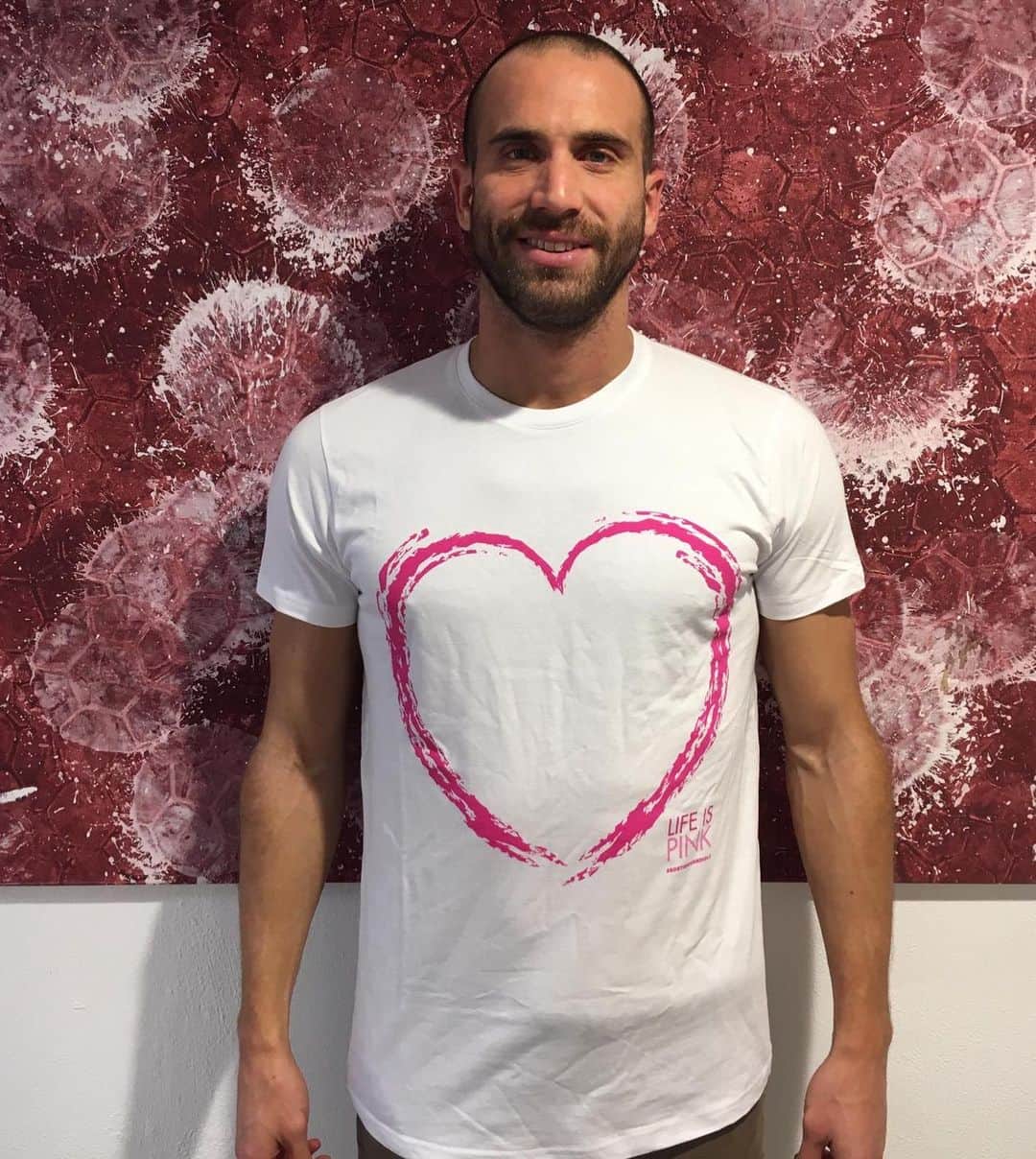 のインスタグラム：「Aiutando Candiolo possiamo sconfiggere il cancro! INSIEME SI PUÒ! Sosteniamo!  #SostieniCandiolo #LifeIsPink ❤️ 🔬  @fprc_onlus_candiolo」