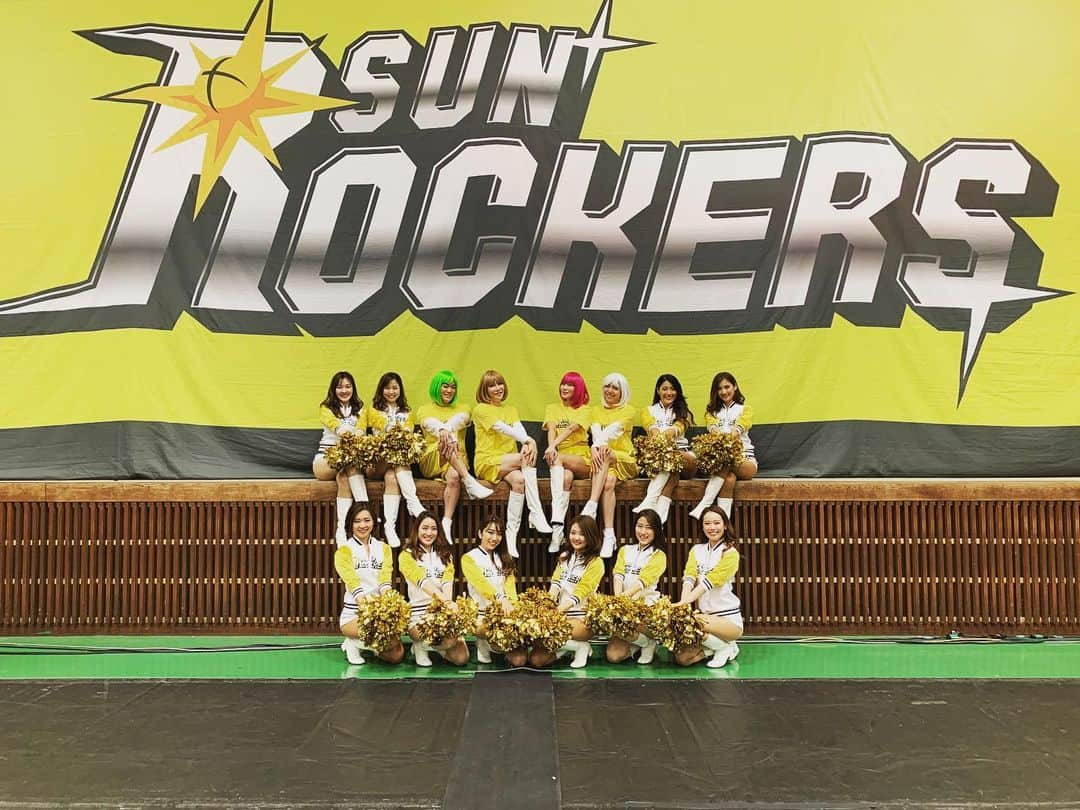 THAT'S WHY！！（ザッツ・ワイ）のインスタグラム：「サンロッカーガールズのパフォーマンスキレキレでした✨Go SUNROCKERS❗️サンロッカーズ 勝利㊗️ #sunrockergirls #サンロッカーズガールズ#渋谷区#サンロッカーズ  渋谷」