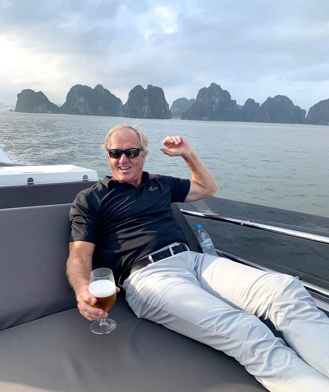 グレグ・ノーマンさんのインスタグラム写真 - (グレグ・ノーマンInstagram)「Time for a cold one after a long day of shooting a tourism Commerical for #Vietnam at #halongbay」11月17日 19時33分 - shark_gregnorman