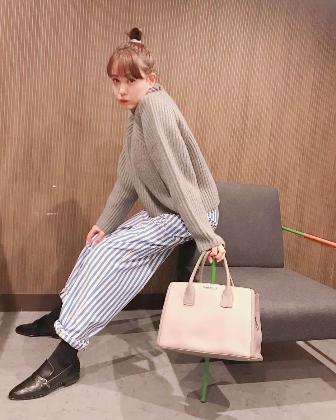 トリンドル玲奈さんのインスタグラム写真 - (トリンドル玲奈Instagram)「私服。  楽ですこのパンツ👖♡」11月17日 20時08分 - toritori0123