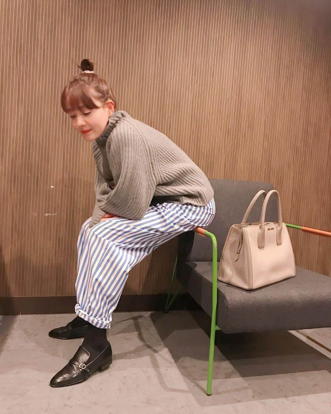 トリンドル玲奈さんのインスタグラム写真 - (トリンドル玲奈Instagram)「私服。  楽ですこのパンツ👖♡」11月17日 20時08分 - toritori0123