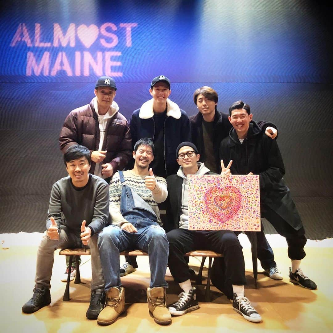 イ・ギウさんのインスタグラム写真 - (イ・ギウInstagram)「Almost maine !! 상윤스 덕분에 즐거운시간!! 의미있는 공연 & 의미있는 기부행사 #연극 #얼모스트메인 #문화생활 #조달환님 #수고하셨습니다!!」11月17日 20時04分 - lee_kiwoo