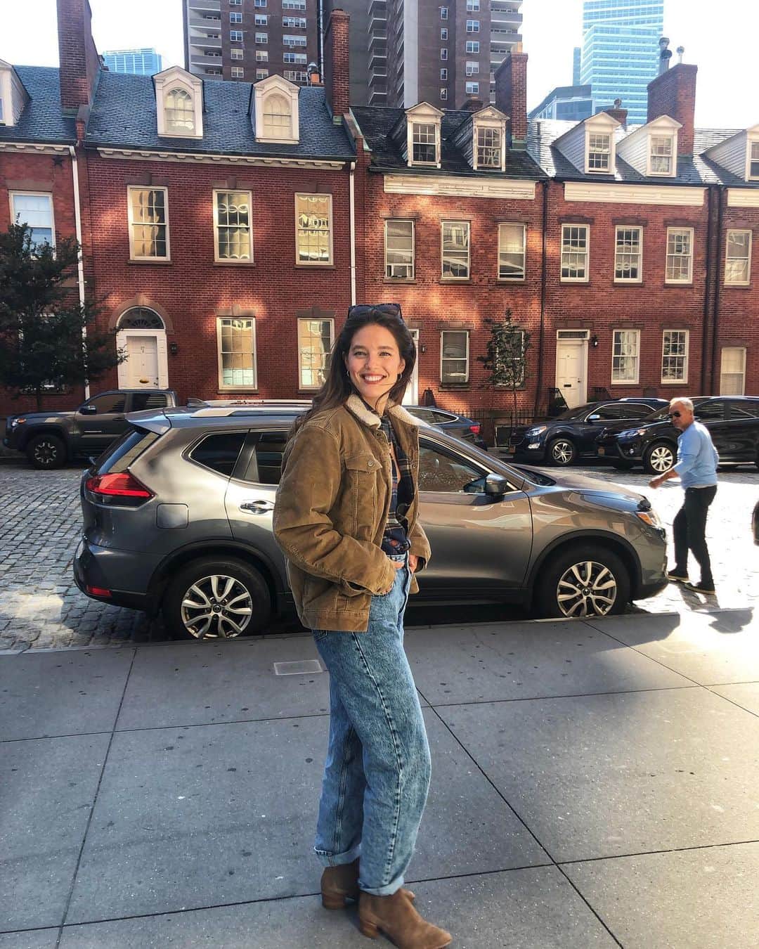 エミリー・DiDonatoのインスタグラム：「Vermont bound for that fall foliage 🍂 🚗 🍁」