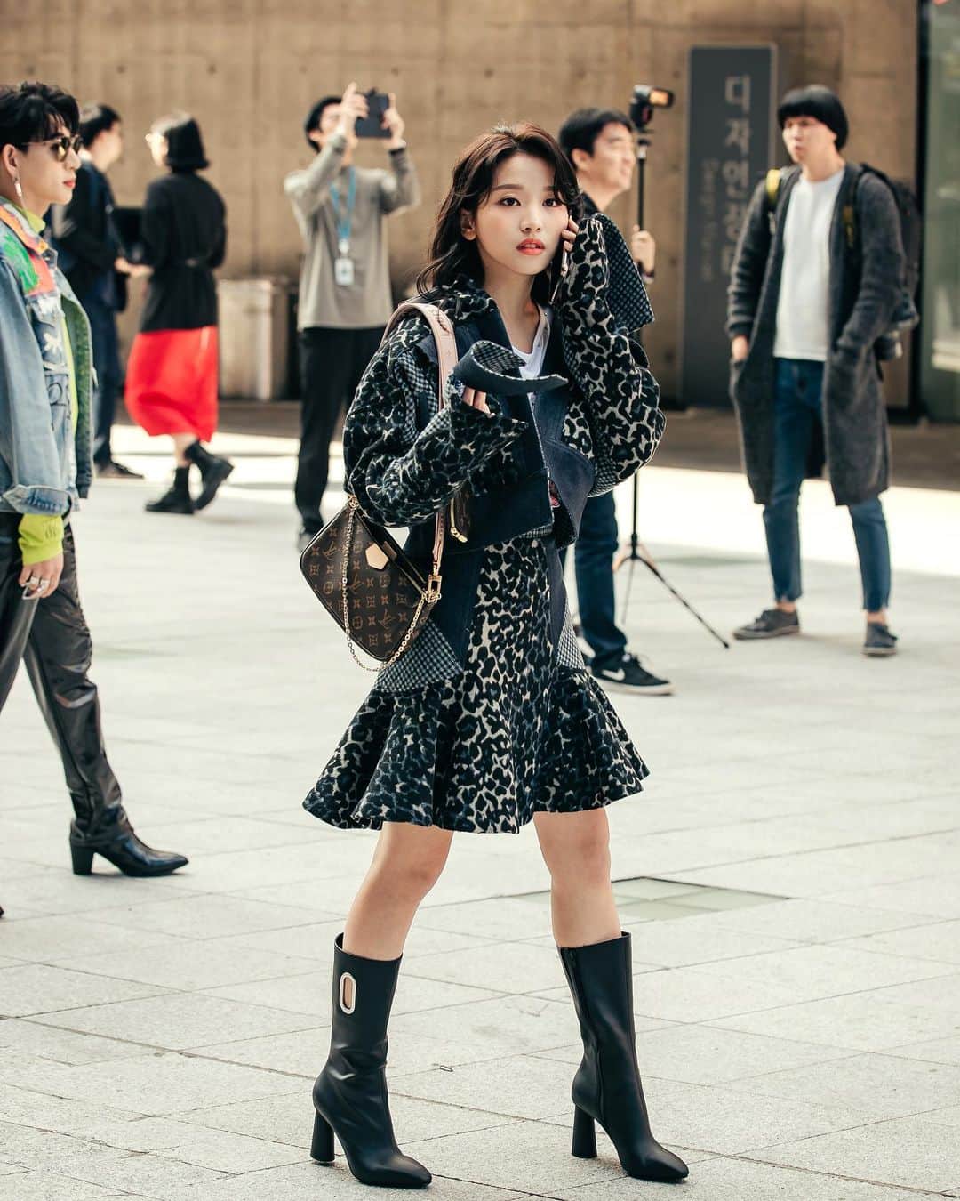 가로수길 , Seoulさんのインスタグラム写真 - (가로수길 , SeoulInstagram)「SFW Street Fashion Style Thx @snowbabyq 🔥🔥 대만 연예인이라는거 같은데 넘 귀엽」10月24日 21時01分 - jaylim1