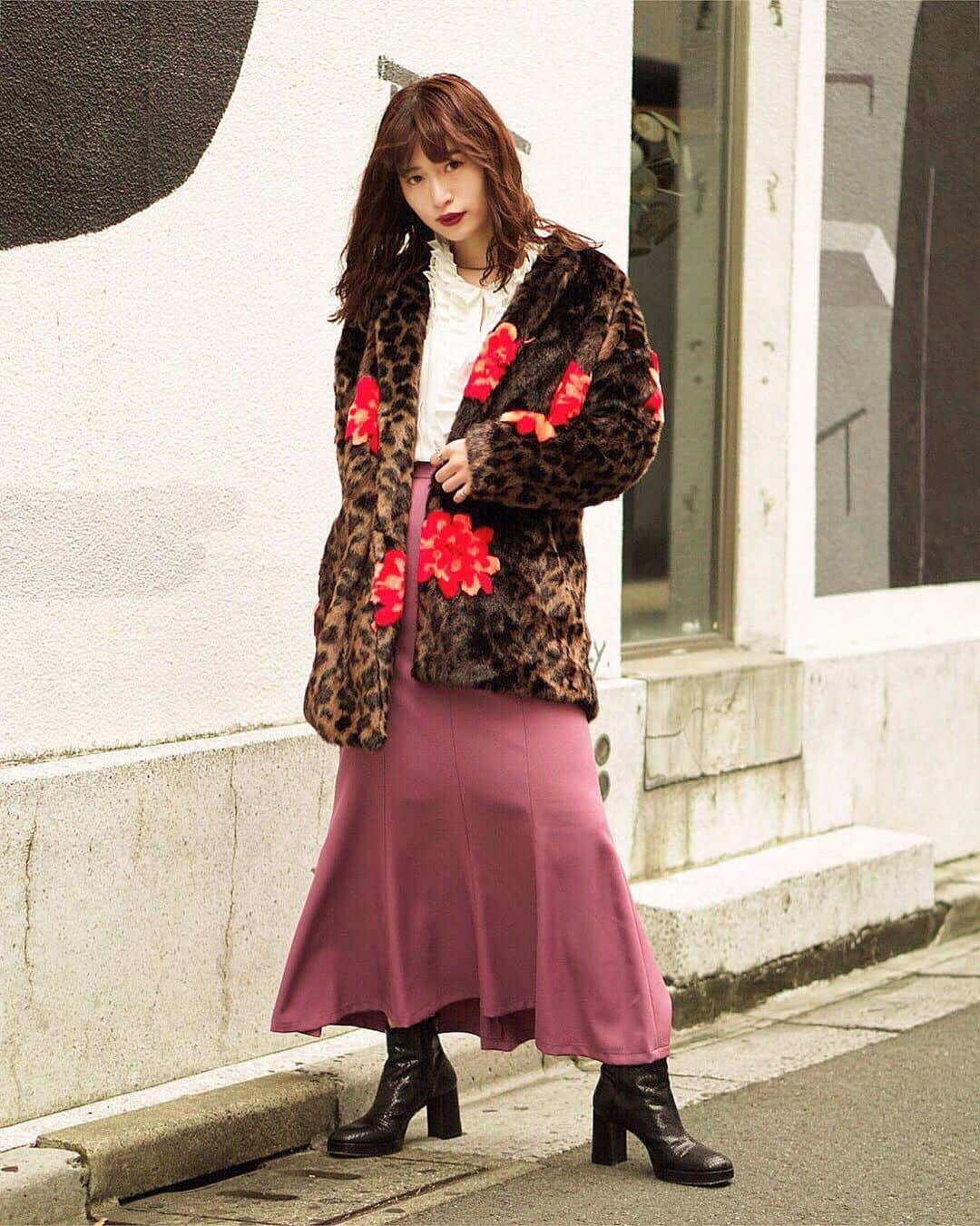 菅野梓のインスタグラム：「. 少し前ですが ＜BEAMS WOMEN STAFF SNAP＞企画で @129129_  に格好良く撮って頂きました💗 . @beams_women_harajuku  に載せてあるので良かったら見てみて下さい😌 . #beams #snapshot #harajuku #kannofuku」