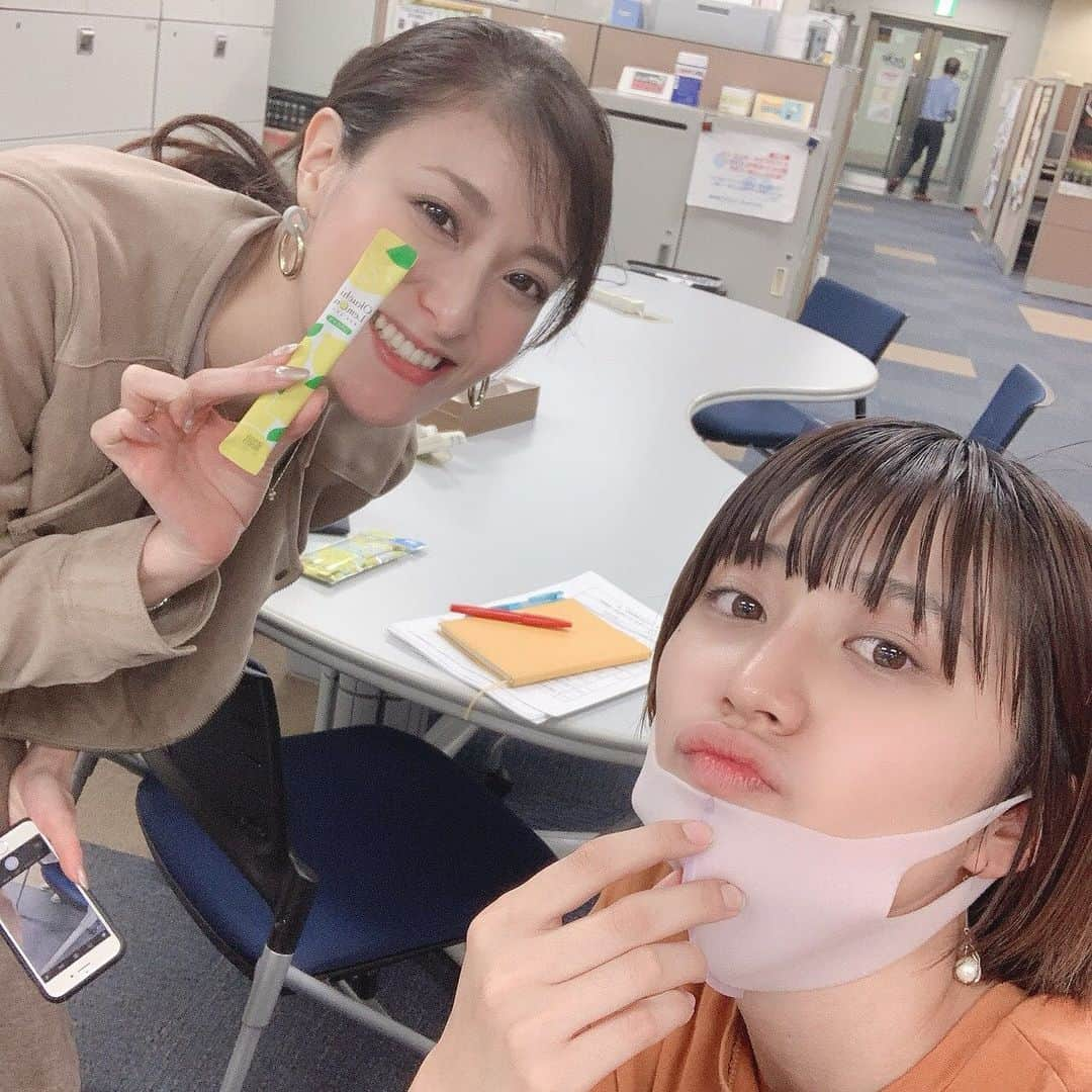 高橋麻美さんのインスタグラム写真 - (高橋麻美Instagram)「今週はまきちゃんとだったよー😍 一回ランチ行けた♡  #gogomonz#radio#reporter」10月24日 21時13分 - charmy421