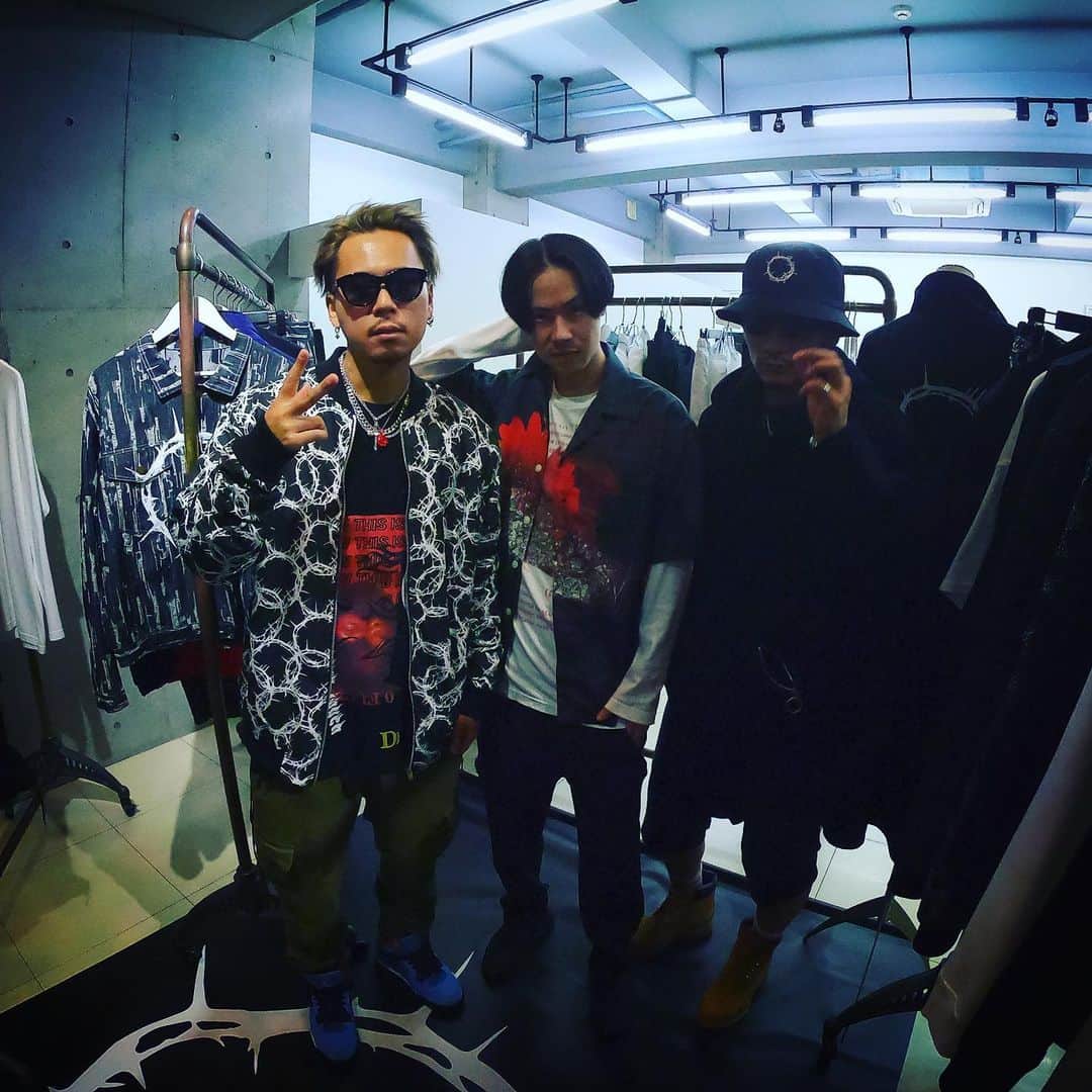 DJ HALさんのインスタグラム写真 - (DJ HALInstagram)「@ill_it_ryoichi  I’ll It 2020 S/S  with @dj_kekke  #shopping」10月24日 21時51分 - djhal