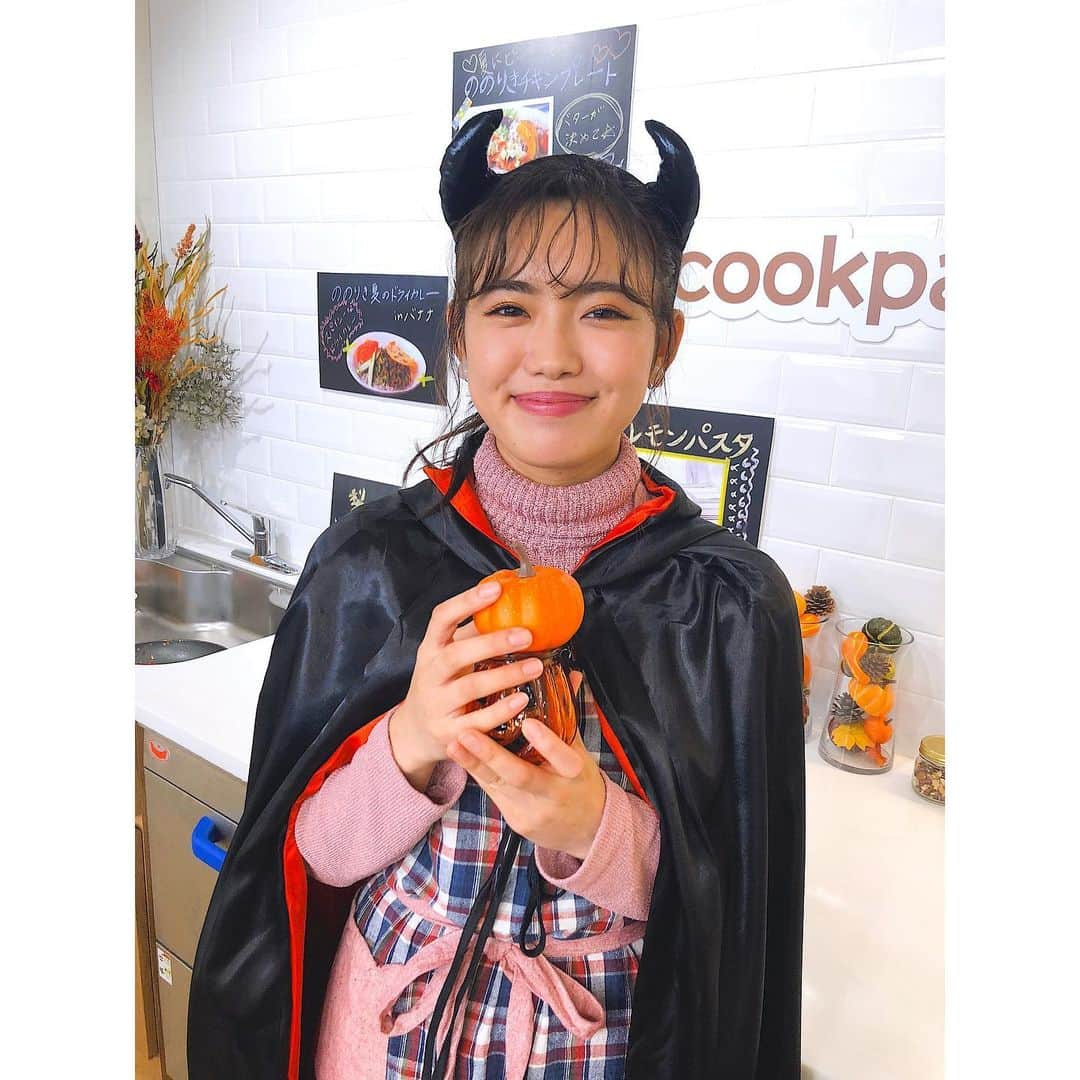 山口乃々華さんのインスタグラム写真 - (山口乃々華Instagram)「cook pad live たのしかった〜🧡 今夜は ハロウィングラタンとかぼちゃスープを作りました🎃 みなさんもぜひ、作ってみてください！ もうそろそろ ハロウィンですね！！！ 何かしますか？💀 #ハロウィン #クックパッド」10月24日 22時11分 - yamaguchi_nonoka_official