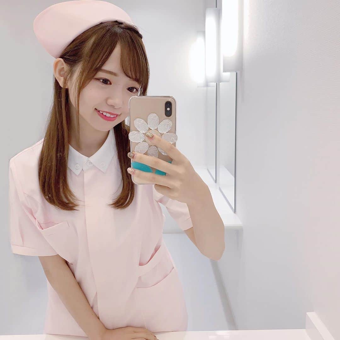 のインスタグラム：「休憩中(？)ナースさん💉💓💓 ㅤㅤㅤㅤㅤㅤㅤㅤㅤㅤㅤㅤㅤㅤㅤㅤㅤㅤㅤㅤㅤㅤㅤㅤ  ㅤㅤㅤㅤㅤㅤㅤㅤㅤㅤㅤㅤㅤ ️ㅤㅤㅤㅤㅤㅤㅤ  ㅤㅤㅤㅤㅤㅤㅤㅤㅤㅤㅤㅤㅤㅤㅤㅤㅤㅤㅤㅤㅤㅤㅤㅤ  ㅤㅤㅤㅤㅤㅤㅤㅤㅤㅤㅤㅤㅤ ️ㅤㅤㅤㅤㅤㅤㅤ  番組の収録で用意していただいた ピンクナースのコスプレをしました💭💫 ㅤㅤㅤㅤㅤㅤㅤㅤㅤㅤㅤㅤㅤㅤㅤㅤㅤㅤㅤㅤㅤㅤㅤㅤ  ㅤㅤㅤㅤㅤㅤㅤㅤㅤㅤㅤㅤㅤ ️ㅤㅤㅤㅤㅤㅤㅤ  ㅤㅤㅤㅤㅤㅤㅤㅤㅤㅤㅤㅤㅤㅤㅤㅤㅤㅤㅤㅤㅤㅤㅤㅤ  ㅤㅤㅤㅤㅤㅤㅤㅤㅤㅤㅤㅤㅤ ️ㅤㅤㅤㅤㅤㅤㅤ  ピンクだとポケモンセンターのお姉さん感😂ㅤㅤㅤㅤㅤㅤㅤㅤㅤㅤㅤㅤㅤㅤㅤㅤㅤㅤㅤㅤㅤㅤㅤㅤ  ㅤㅤㅤㅤㅤㅤㅤㅤㅤㅤㅤㅤㅤ ️ㅤㅤㅤㅤㅤㅤㅤ  ㅤㅤㅤㅤㅤㅤㅤㅤㅤㅤㅤㅤㅤㅤㅤㅤㅤㅤㅤㅤㅤㅤㅤㅤ  ㅤㅤㅤㅤㅤㅤㅤㅤㅤㅤㅤㅤㅤ ️ㅤㅤㅤㅤㅤㅤㅤ  いつか白ナースも着てみたいなあ👩🏻‍⚕️ ㅤㅤㅤㅤㅤㅤㅤㅤㅤㅤㅤㅤㅤㅤㅤㅤㅤㅤㅤㅤㅤㅤㅤㅤ  ㅤㅤㅤㅤㅤㅤㅤㅤㅤㅤㅤㅤㅤ ️ㅤㅤㅤㅤㅤㅤㅤ  ㅤㅤㅤㅤㅤㅤㅤㅤㅤㅤㅤㅤㅤㅤㅤㅤㅤㅤㅤㅤㅤㅤㅤㅤ  ㅤㅤㅤㅤㅤㅤㅤㅤㅤㅤㅤㅤㅤ ️ㅤㅤㅤㅤㅤㅤㅤ  ハロウィンはなに着よう…？🎃👻 ㅤㅤㅤㅤㅤㅤㅤㅤㅤㅤㅤㅤㅤㅤㅤㅤㅤㅤㅤㅤㅤㅤㅤㅤ  ㅤㅤㅤㅤㅤㅤㅤㅤㅤㅤㅤㅤㅤ ️ㅤㅤㅤㅤㅤㅤㅤ  ㅤㅤㅤㅤㅤㅤㅤㅤㅤㅤㅤㅤㅤㅤㅤㅤㅤㅤㅤㅤㅤㅤㅤㅤ  ㅤㅤㅤㅤㅤㅤㅤㅤㅤㅤㅤㅤㅤ ️ㅤㅤㅤㅤㅤㅤㅤ  #ラストアイドル #ラストアイドル2期生 #畑美紗起 #ラスアイよろしく #ナース #コスプレ #ハロウィン #cosplay #shooting #me #halloween」
