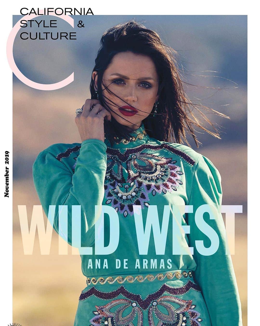 アナ・デ・アルマスのインスタグラム：「Thanks @ccaliforniastyle for having me on your cover this month! This was certainly a WILD shoot, and we had a blast. Much love to the whole team! ♥️🌻🌵 Link in bio for the full story and interview!  @knivesout @007 #Blonde」